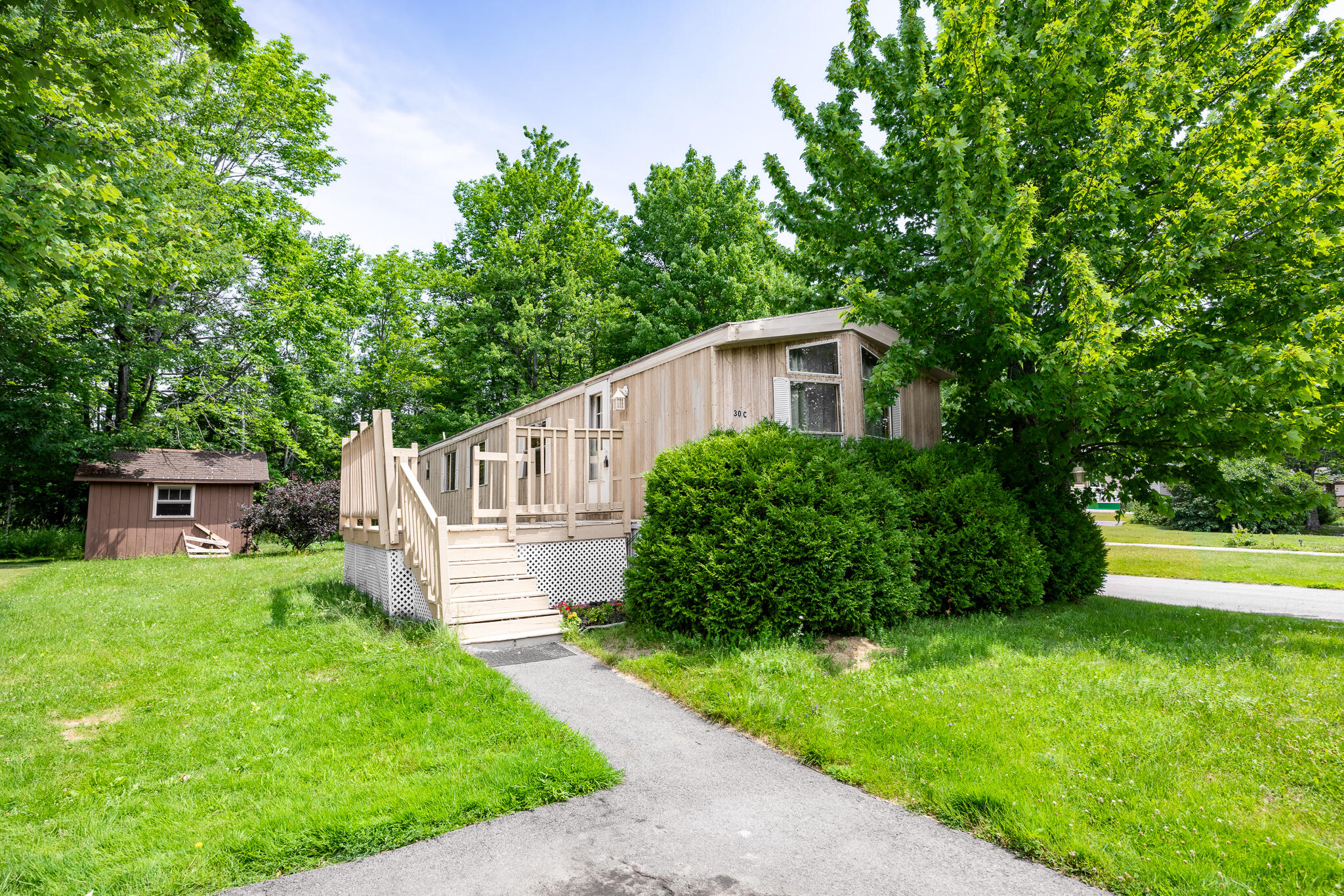 main property photo 22