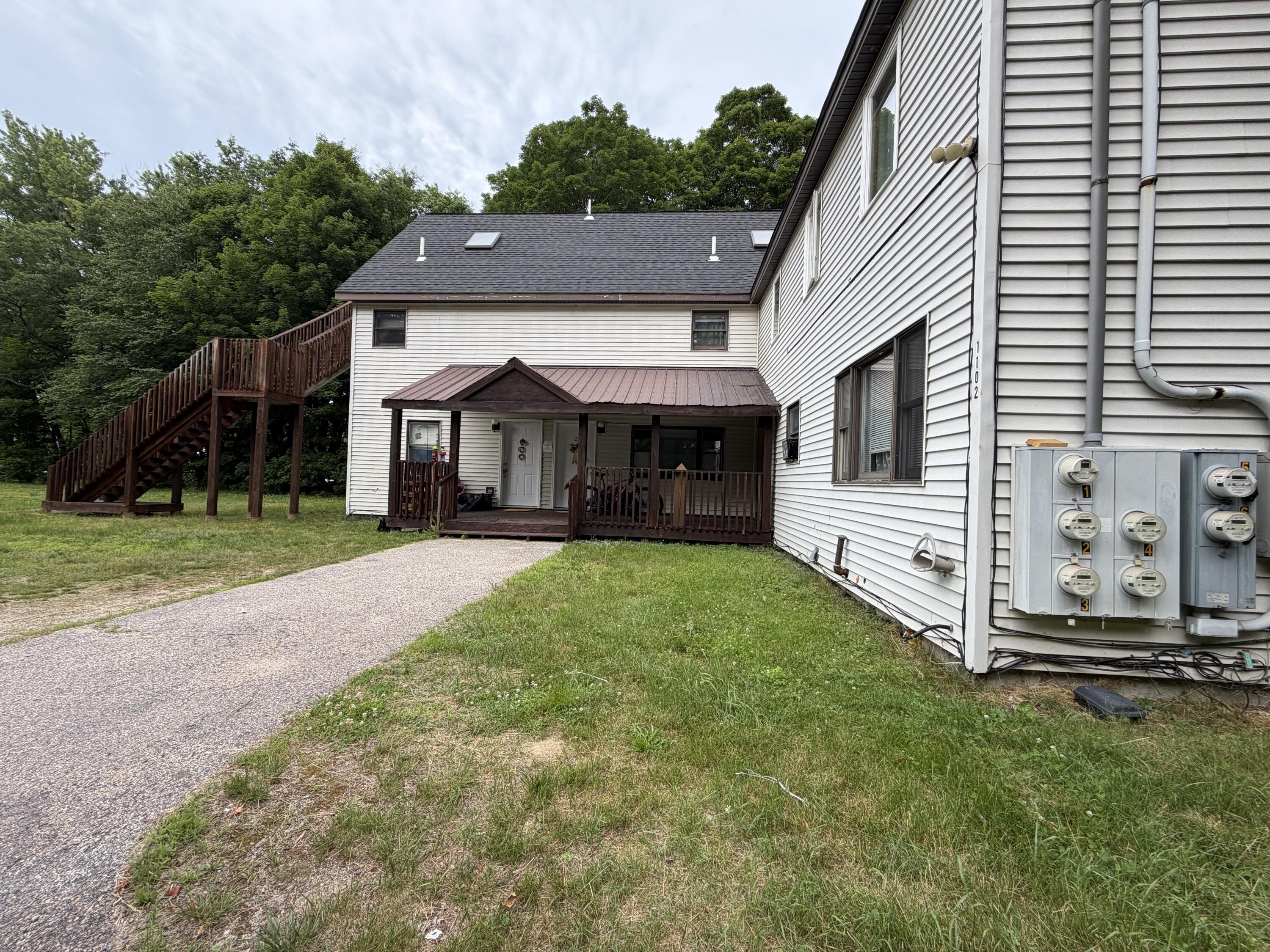 main property photo 16