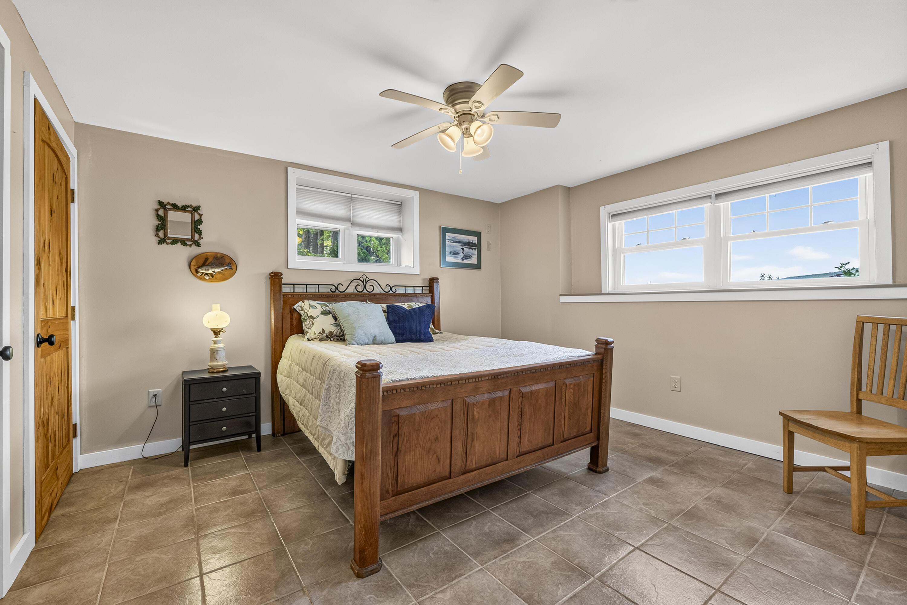 main property photo 78