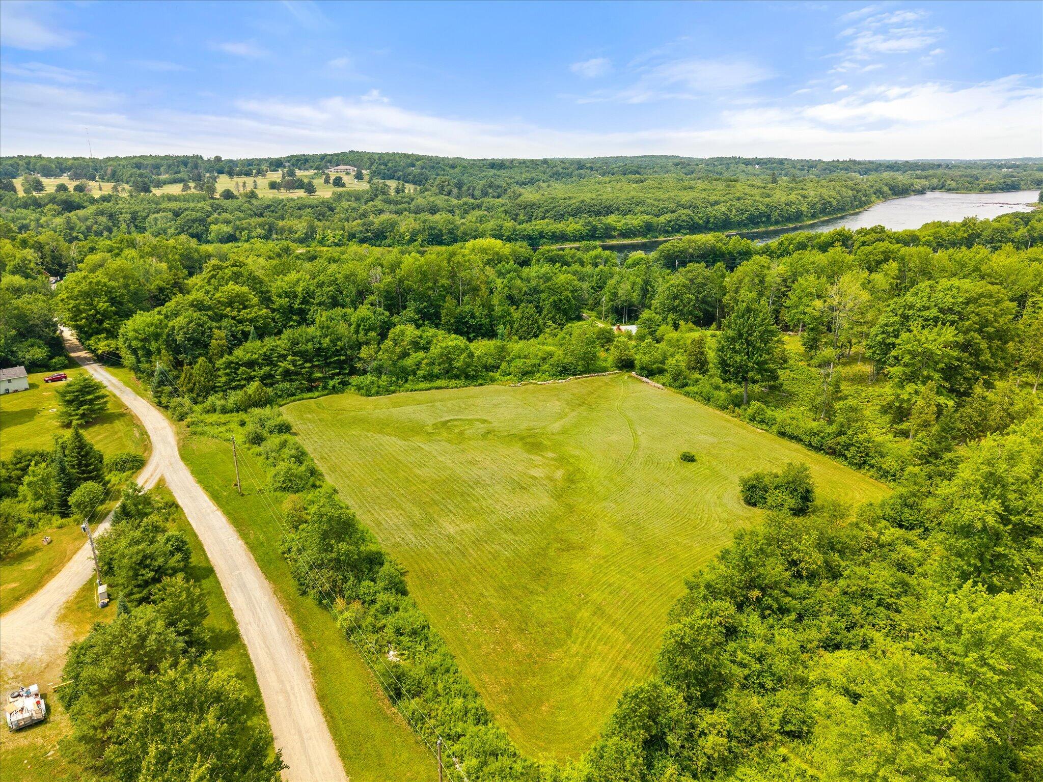 main property photo 16