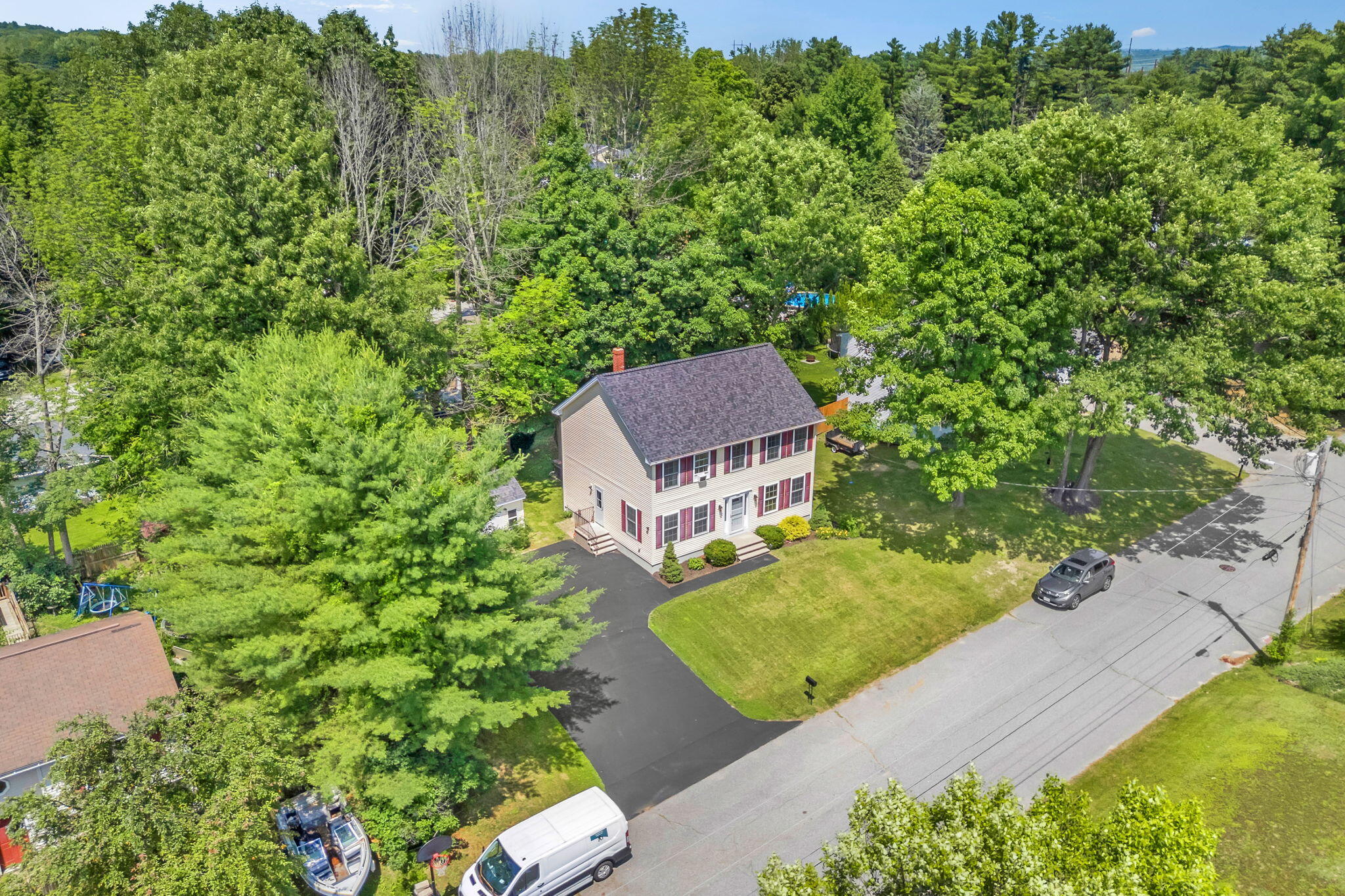 main property photo 45