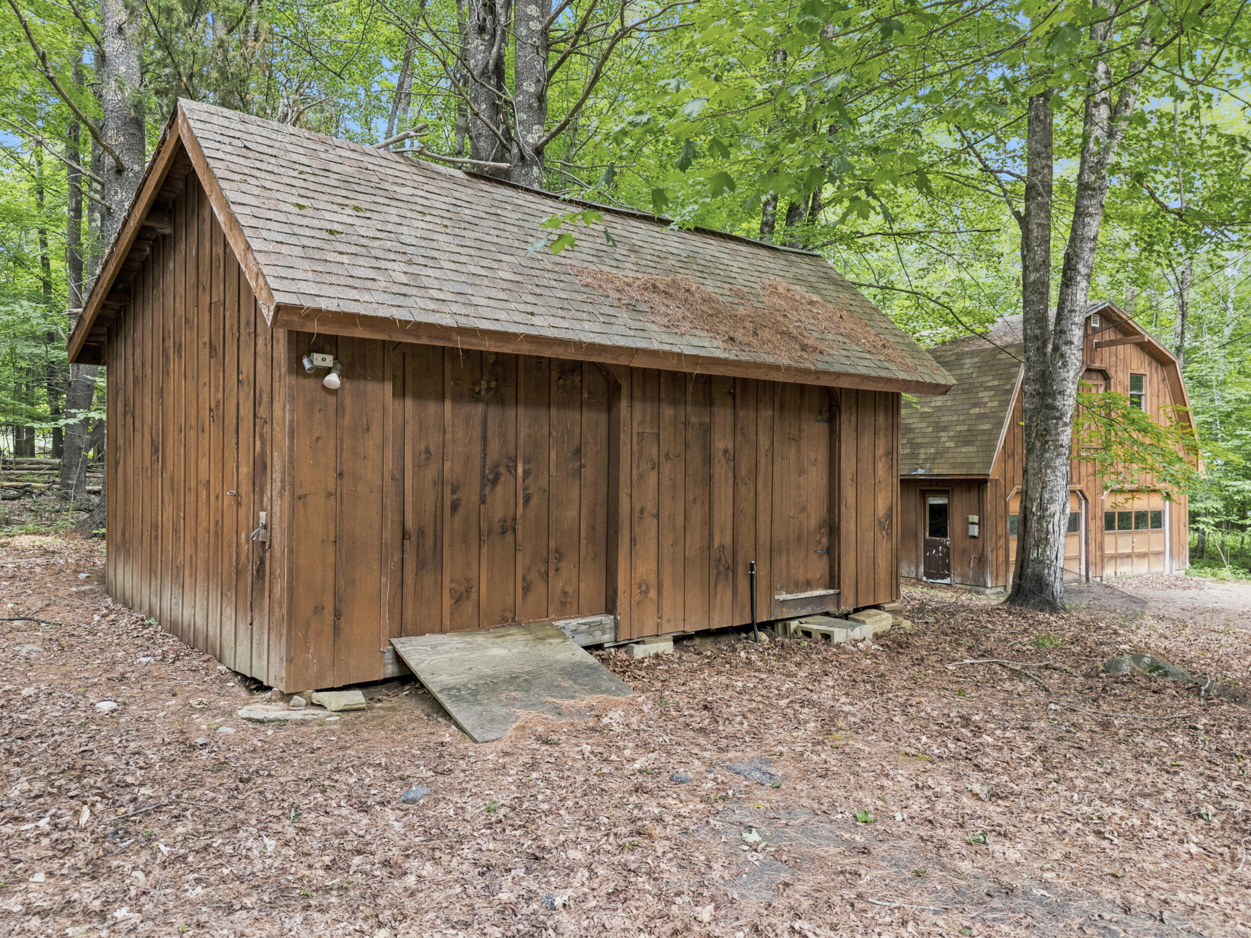 main property photo 13