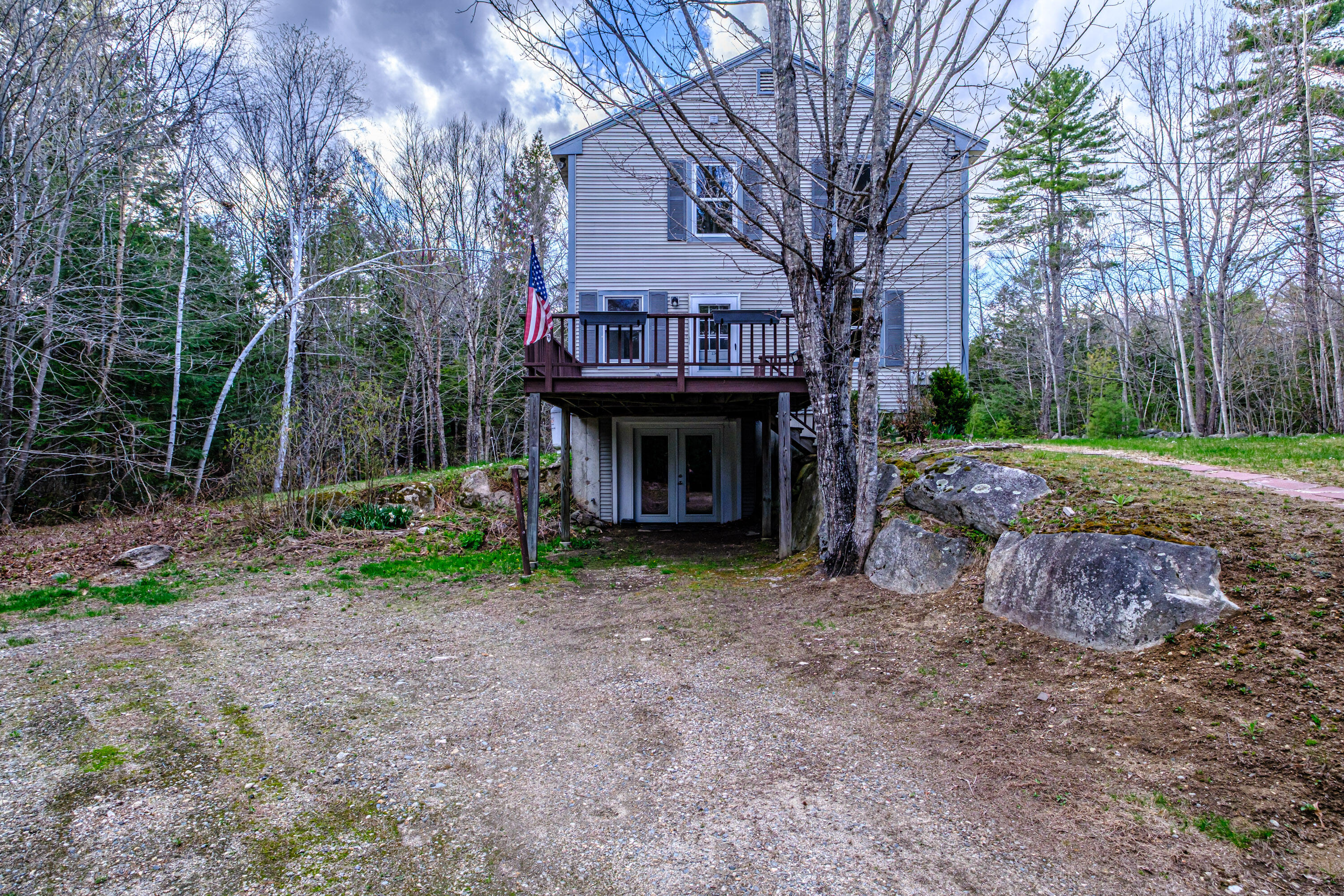 main property photo 37
