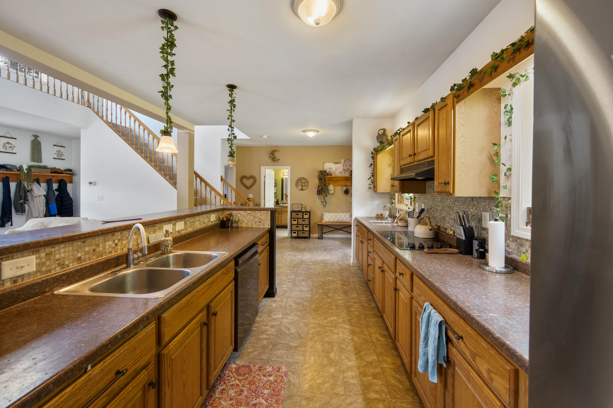 main property photo 17