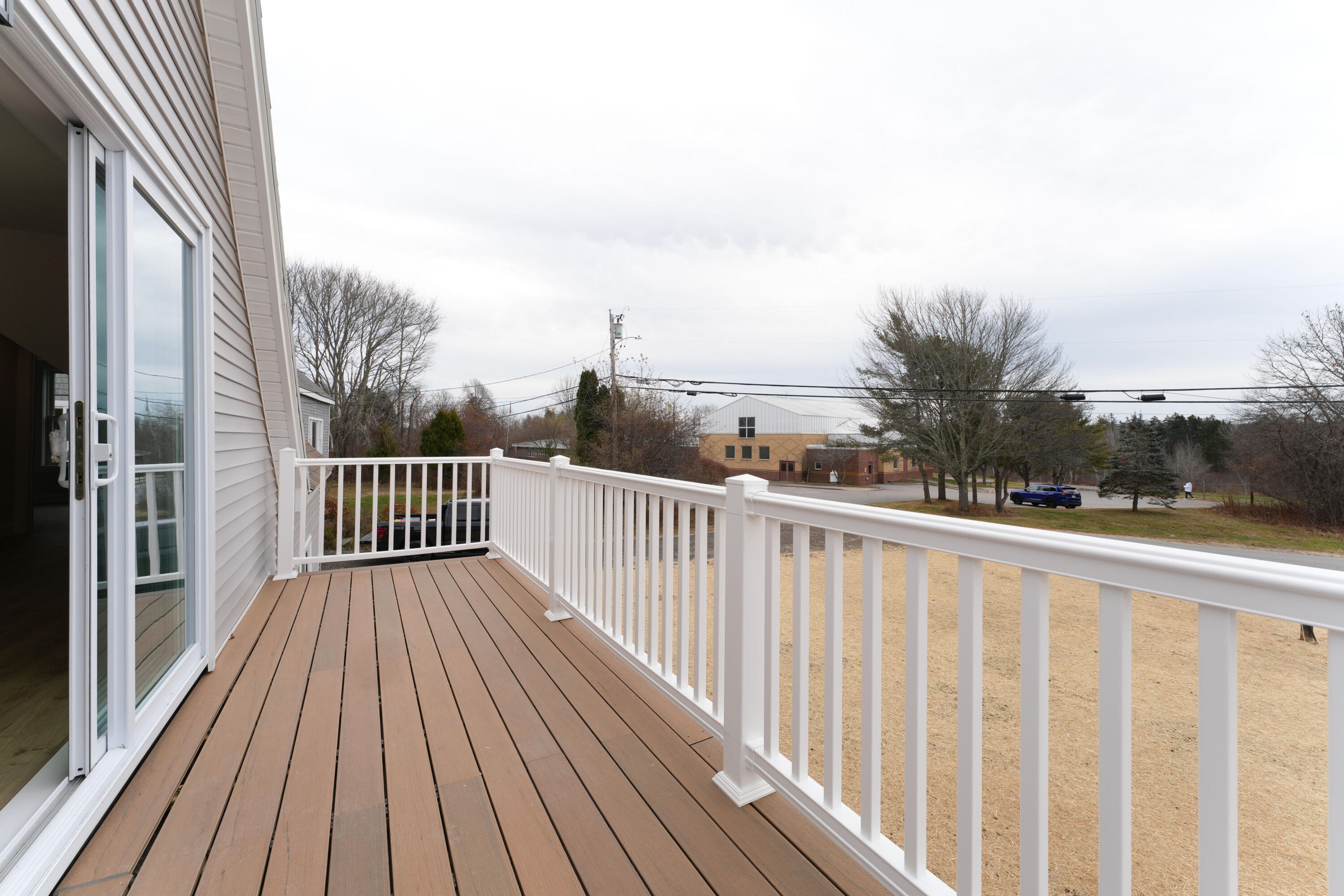 main property photo 44