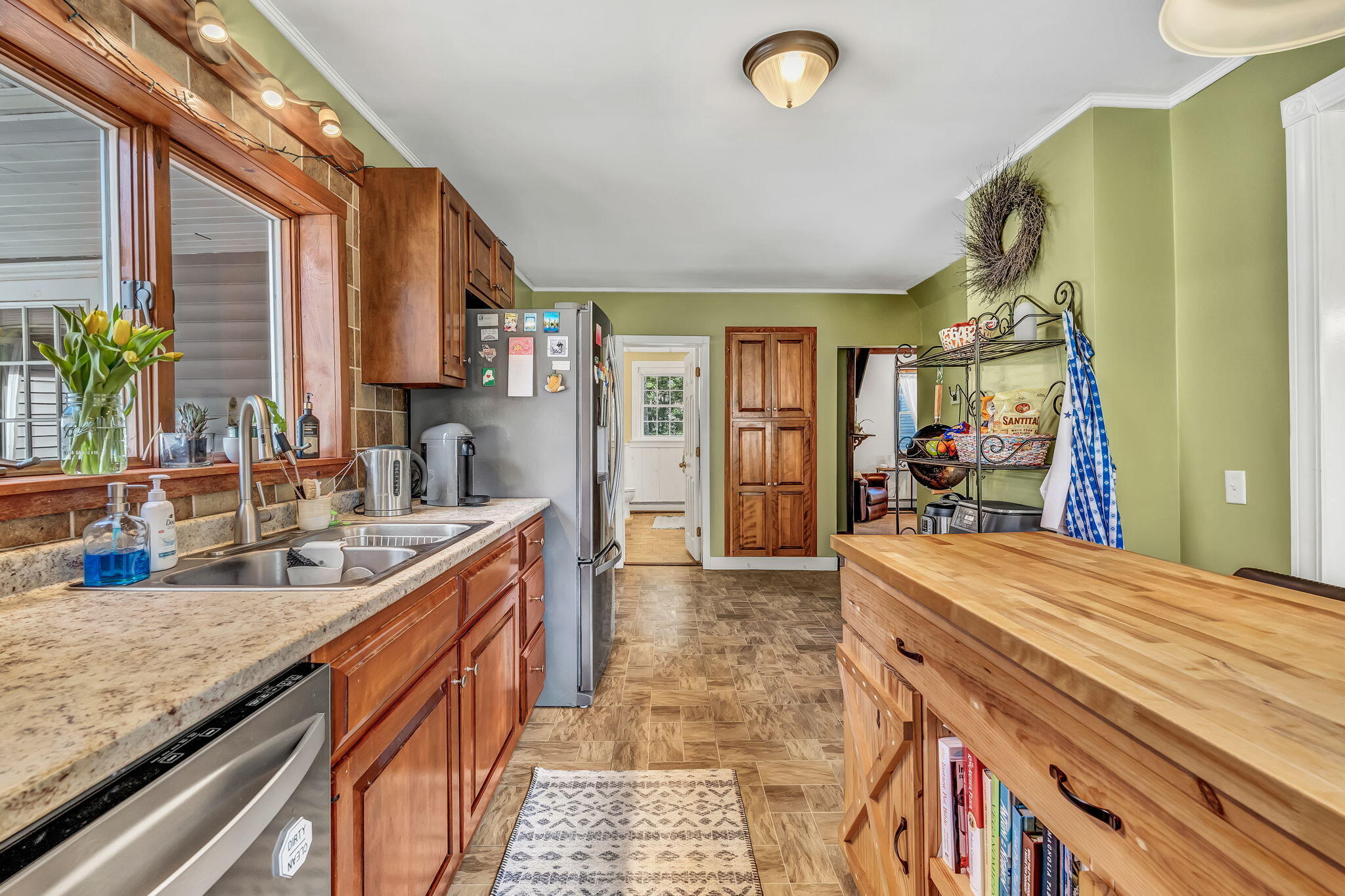 main property photo 14