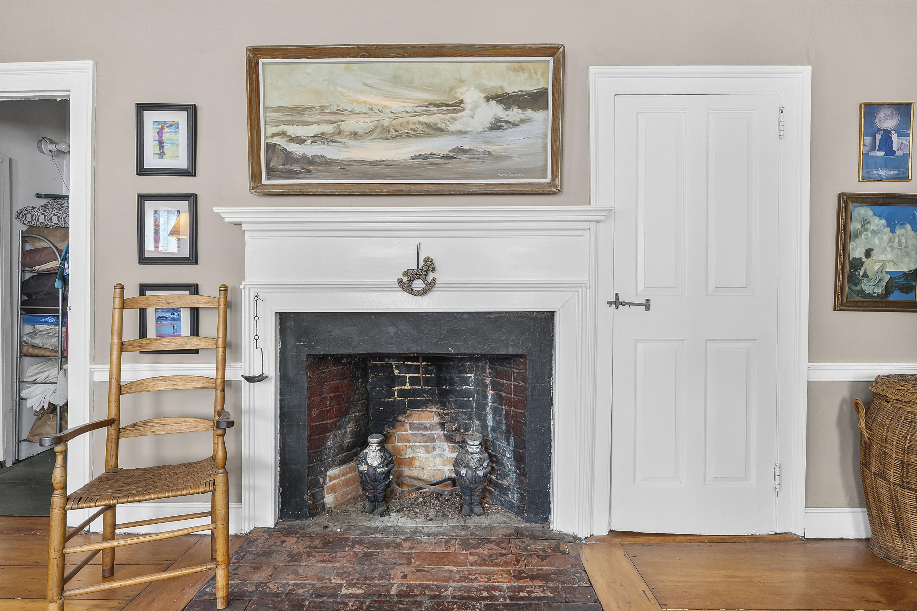 main property photo 45