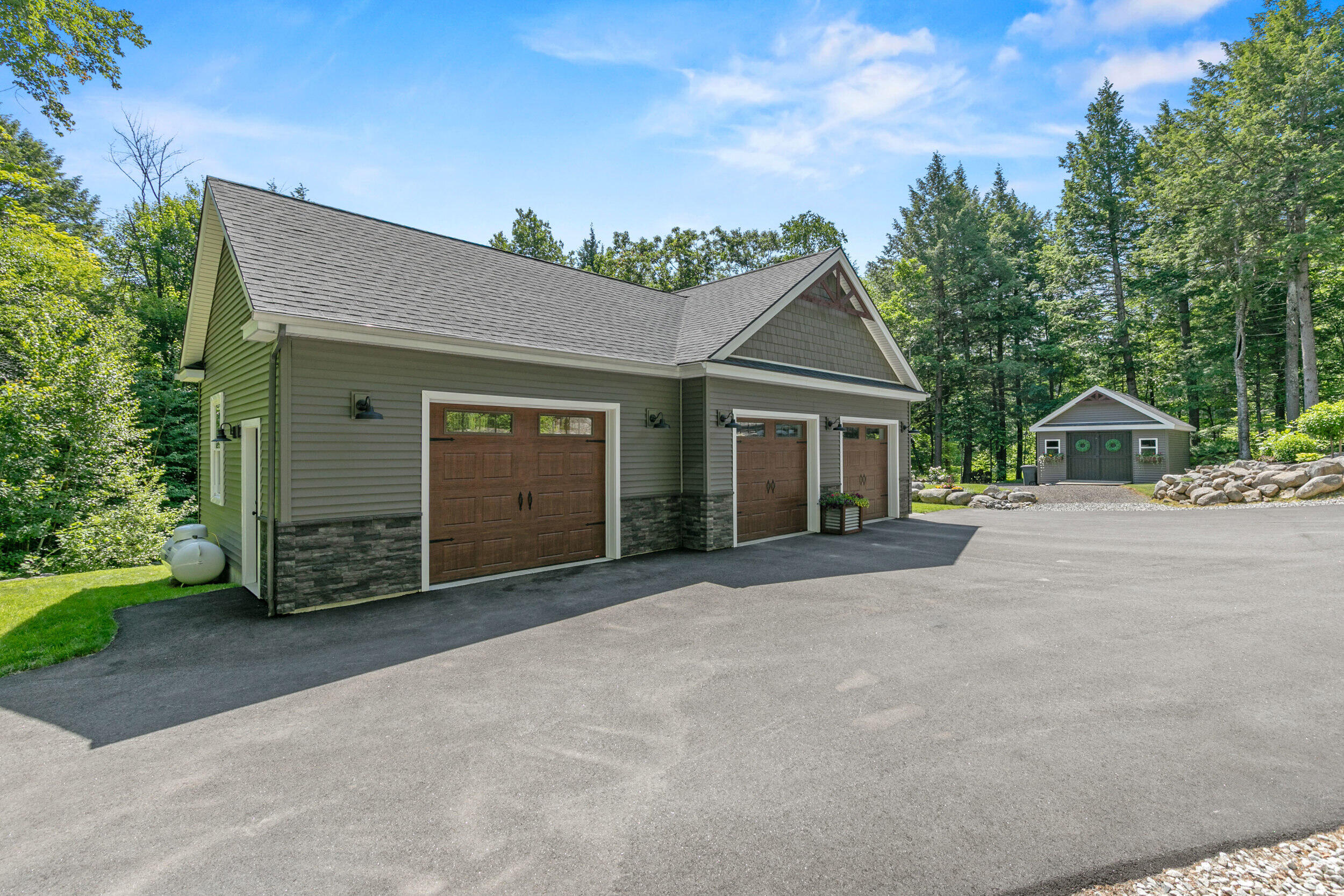 main property photo 66