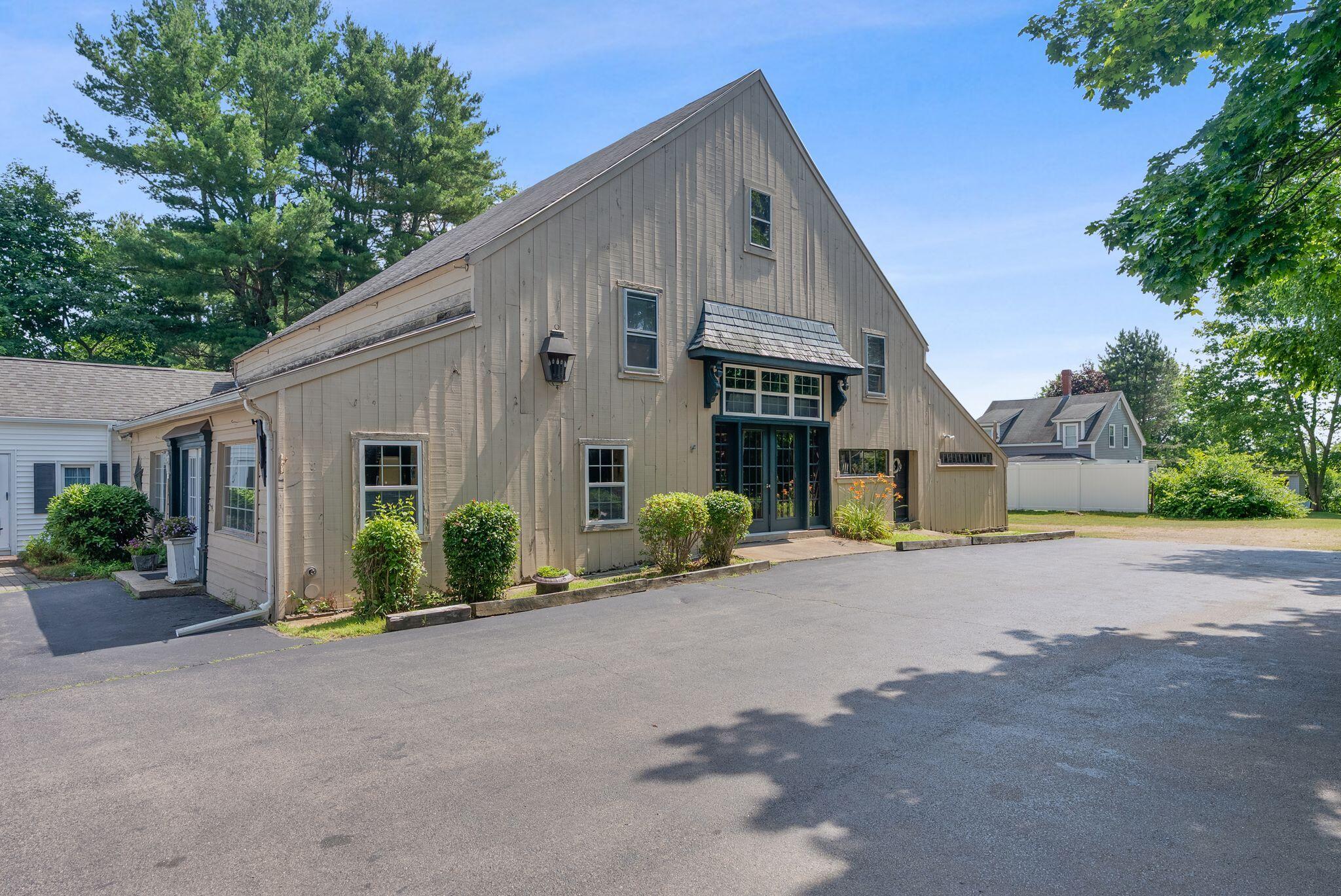 main property photo 14