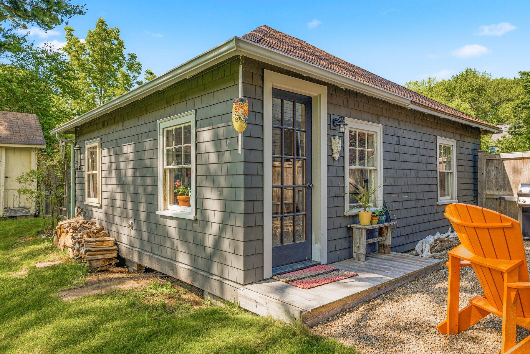 main property photo 74