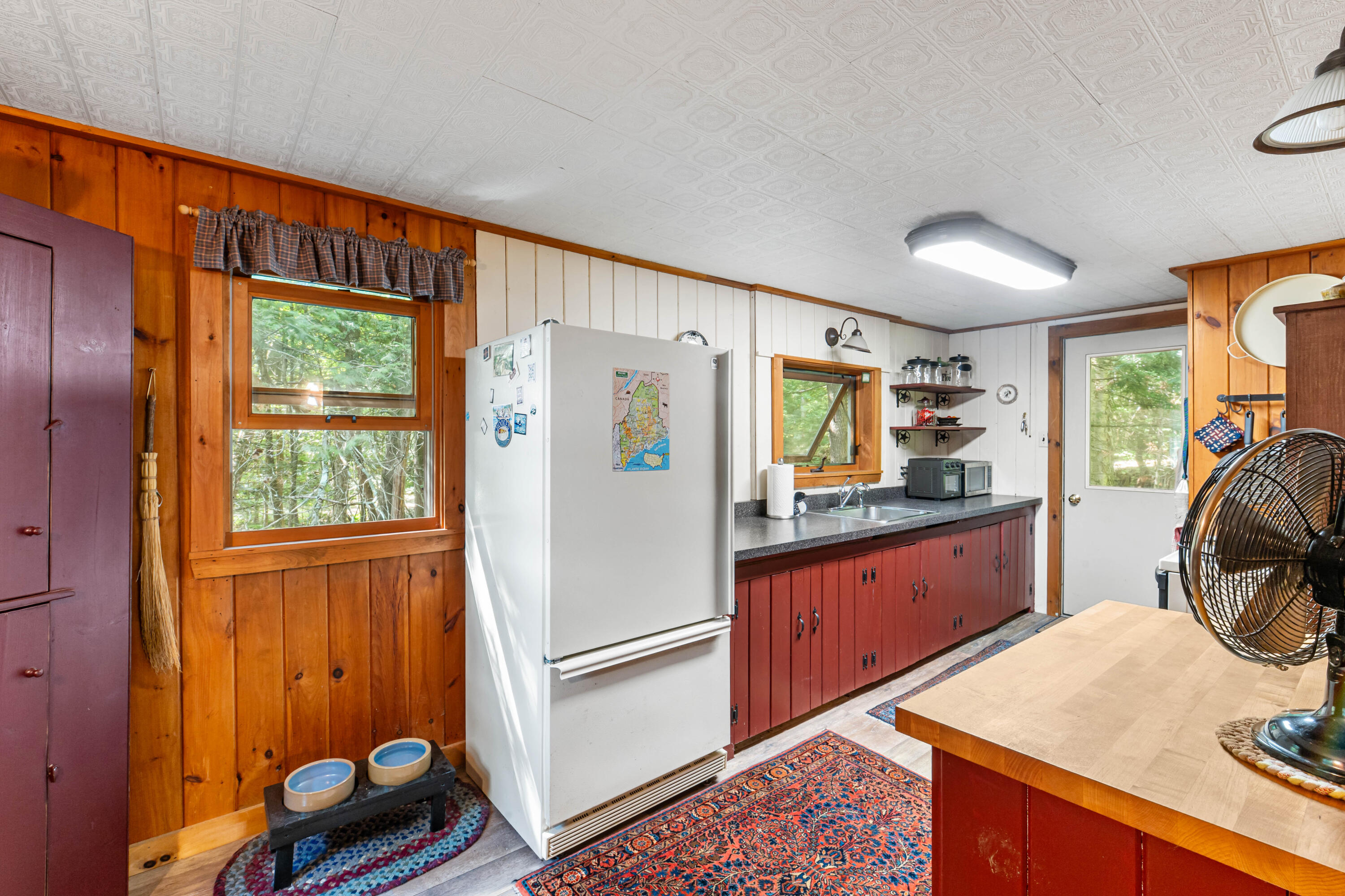 main property photo 18