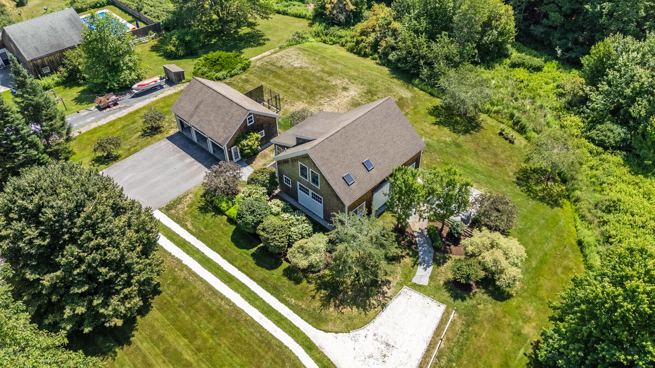 main property photo 49