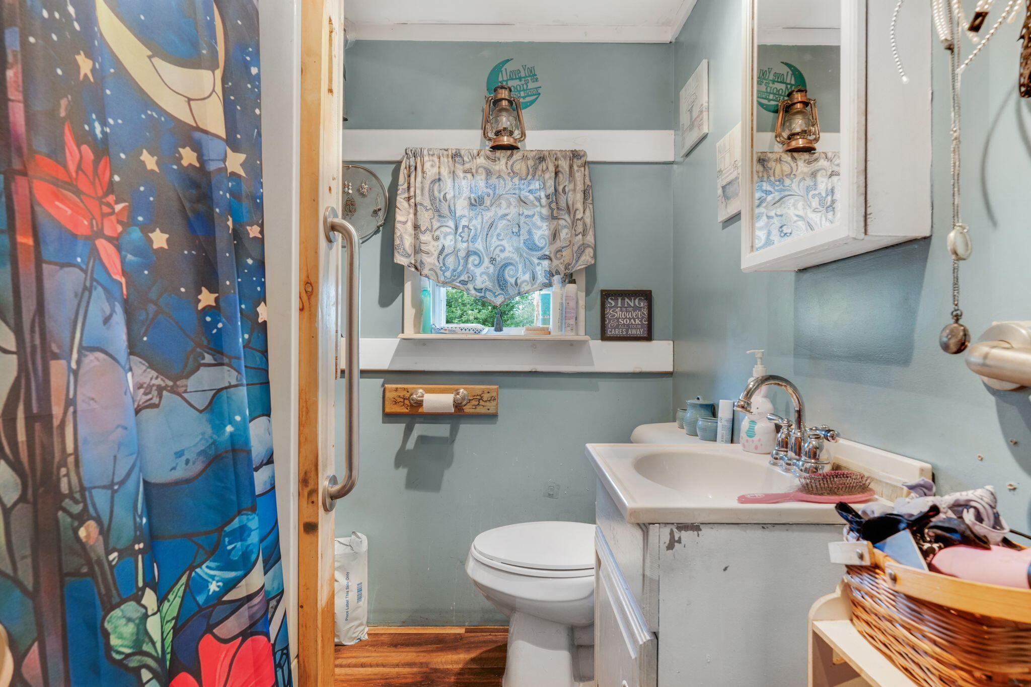 main property photo 11