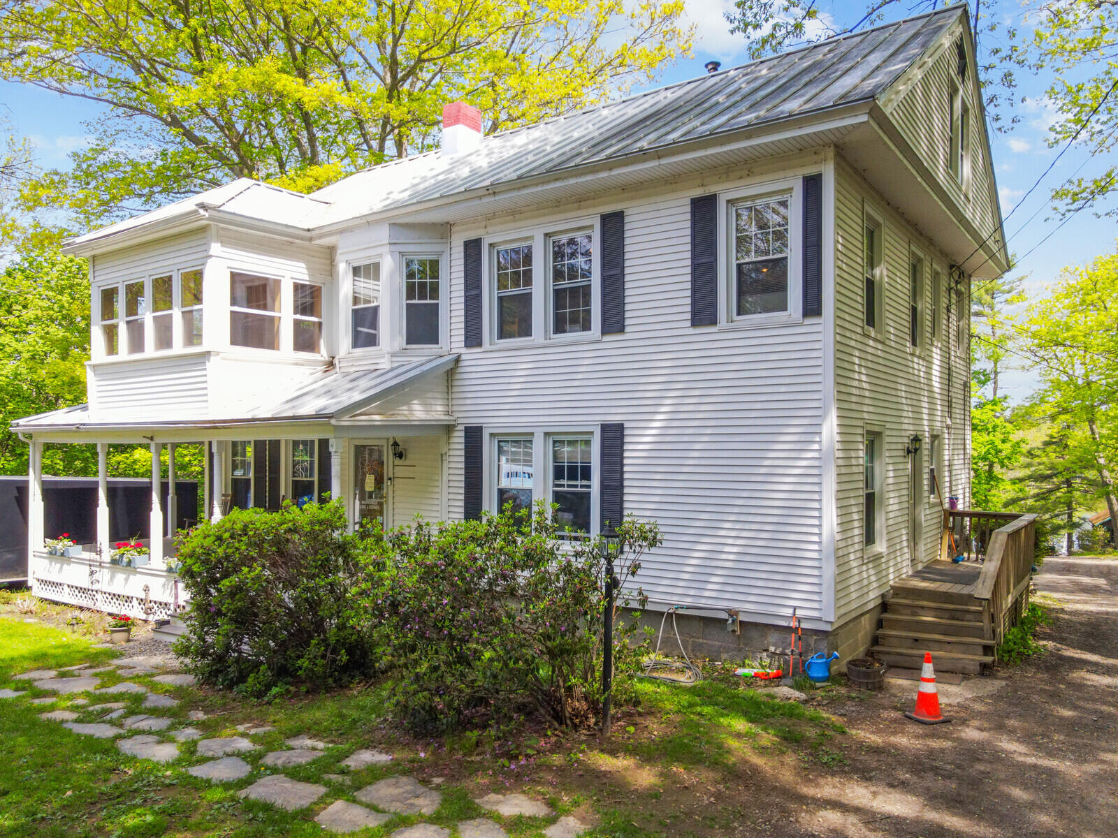main property photo 7