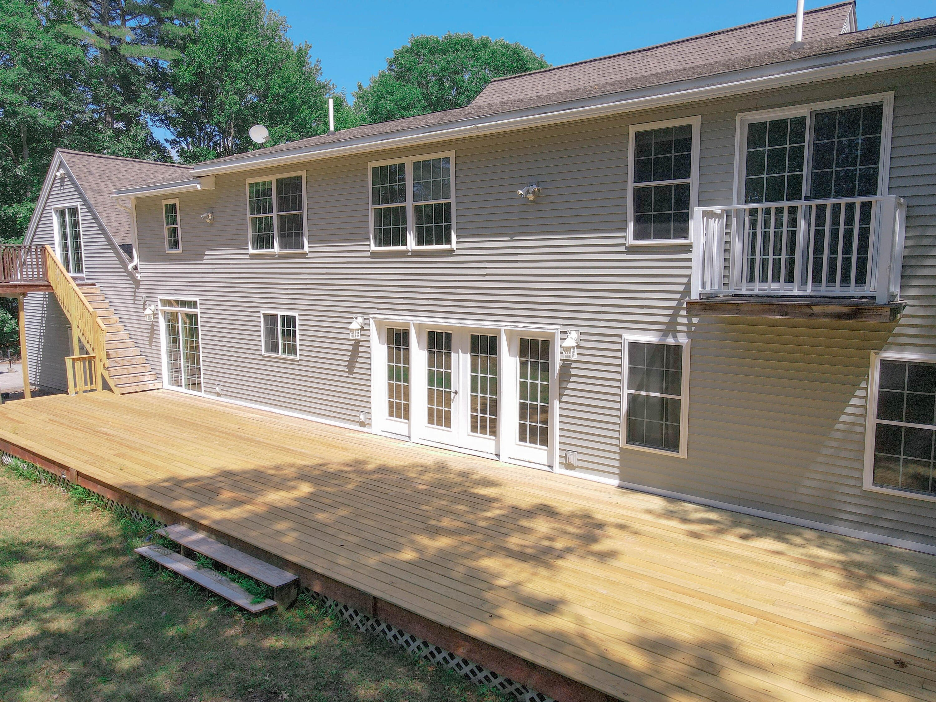main property photo 12