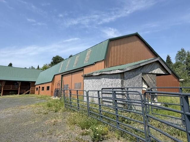 main property photo 42