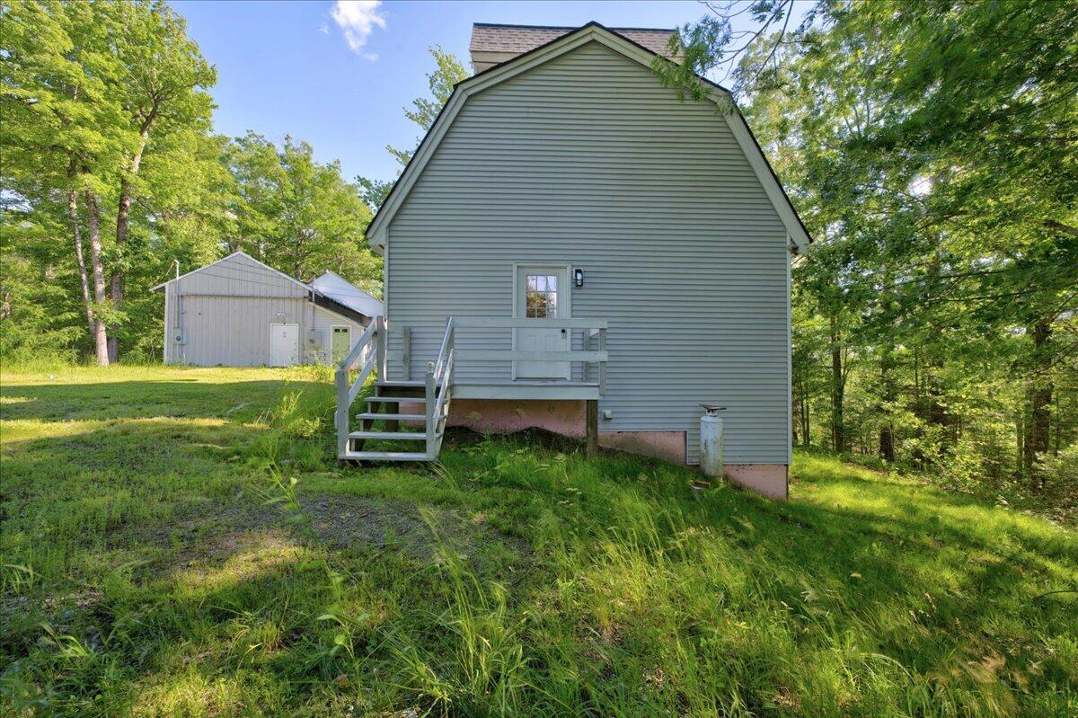 main property photo 40