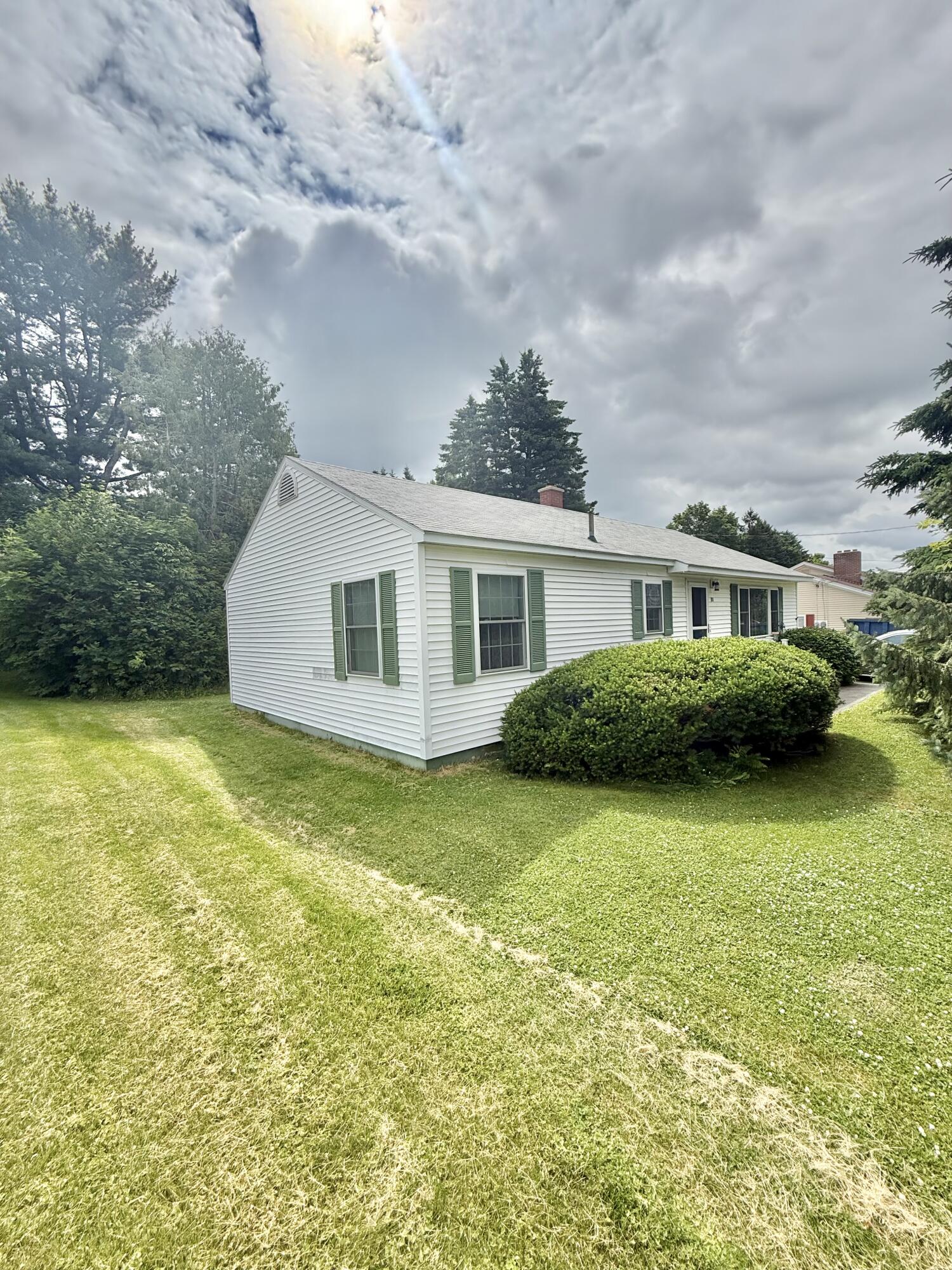 main property photo 16