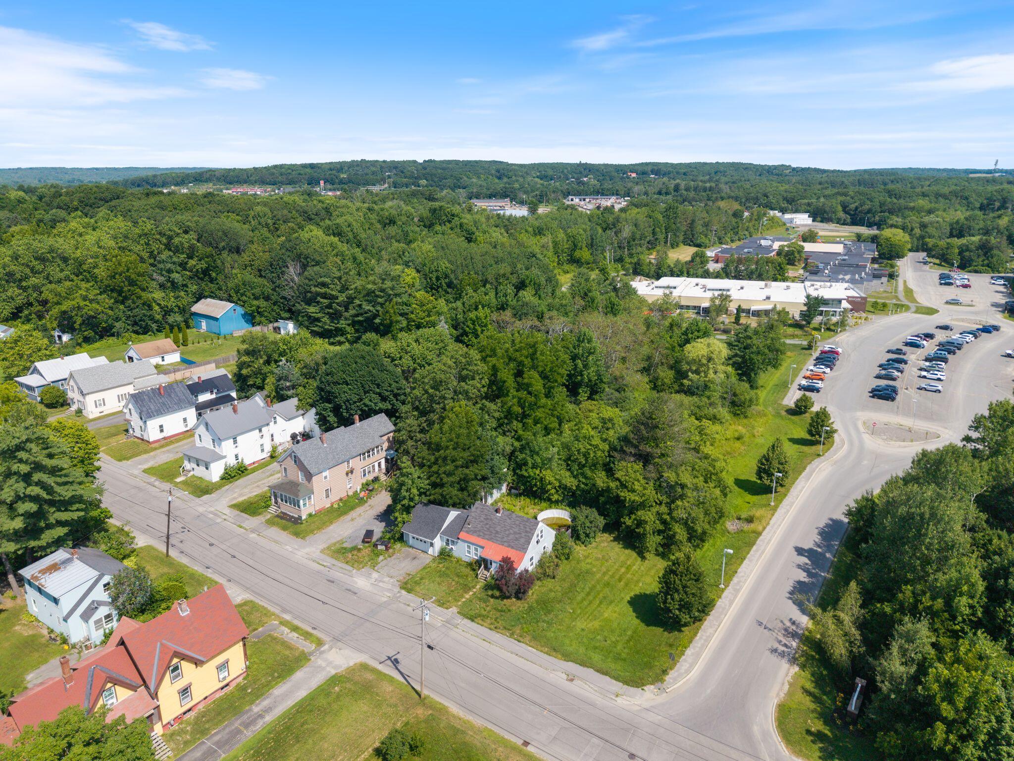 main property photo 22