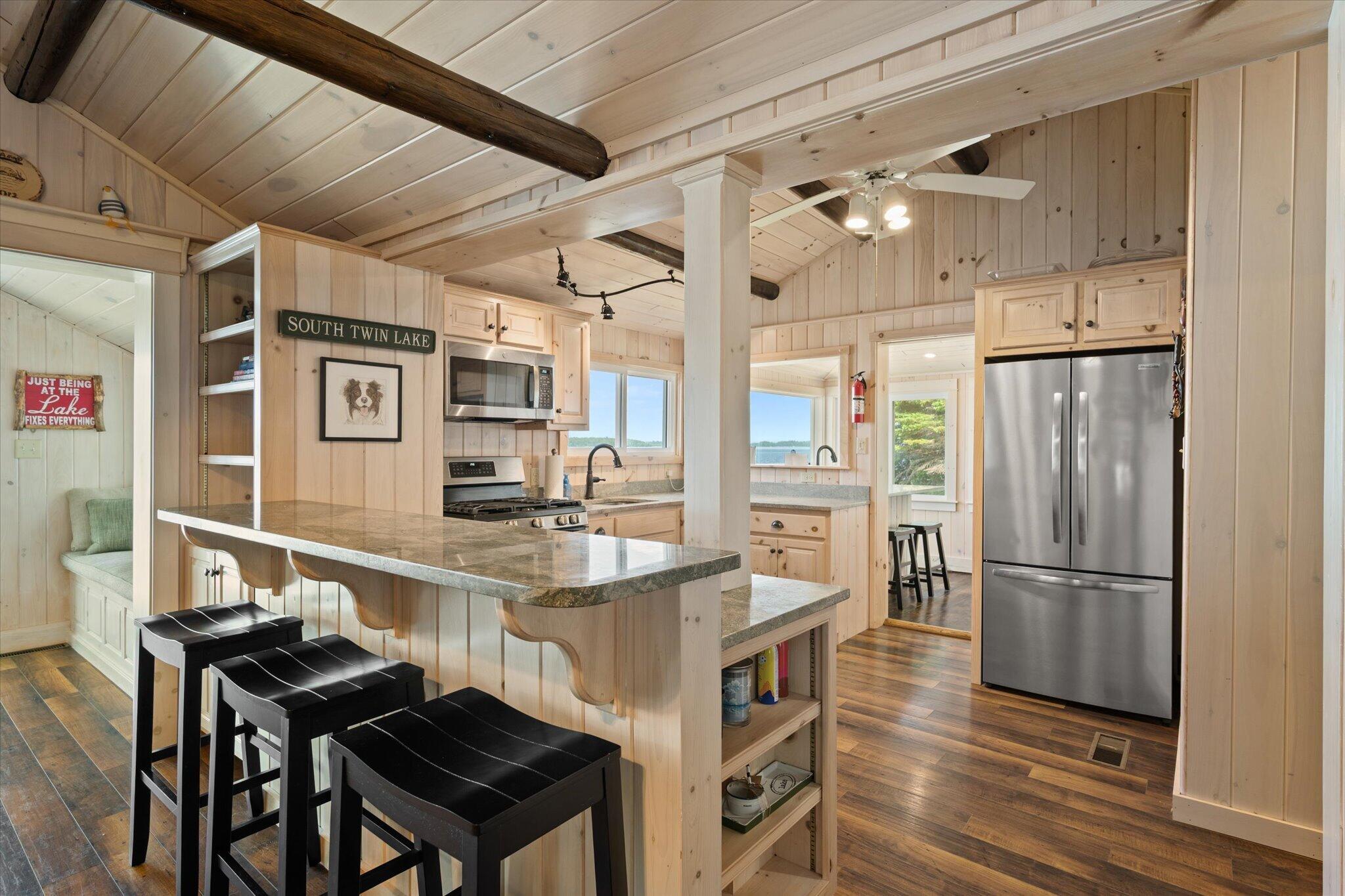 main property photo 22