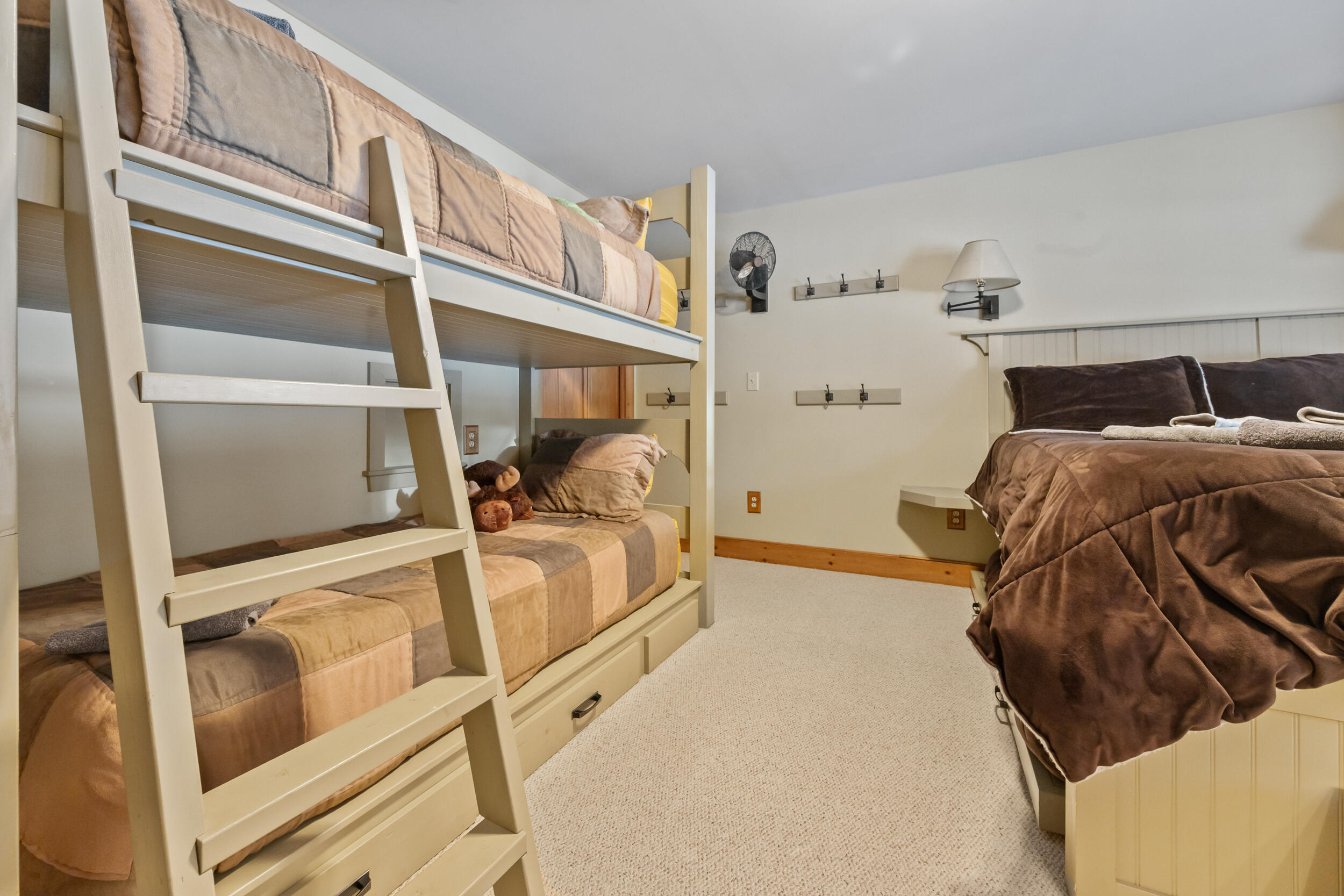 main property photo 65