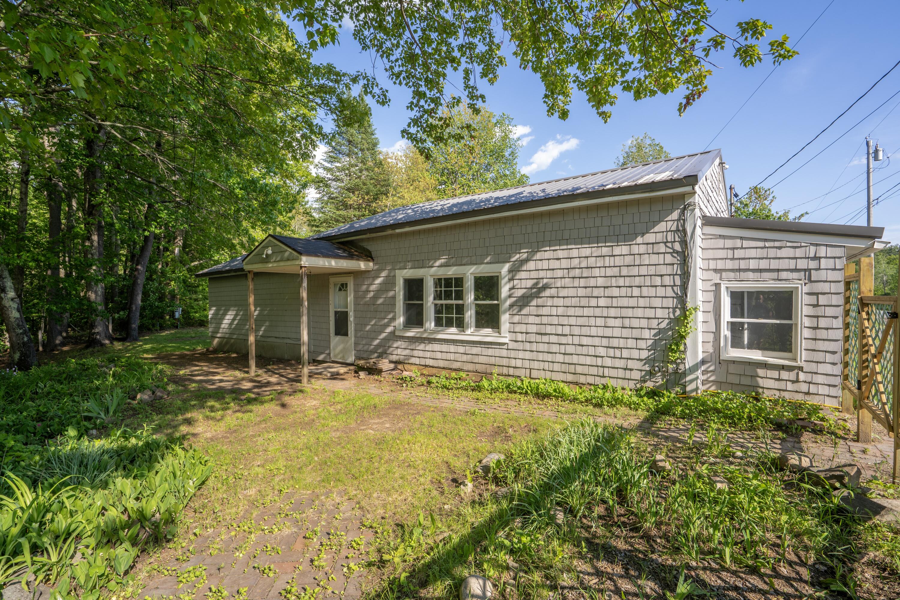 main property photo 23
