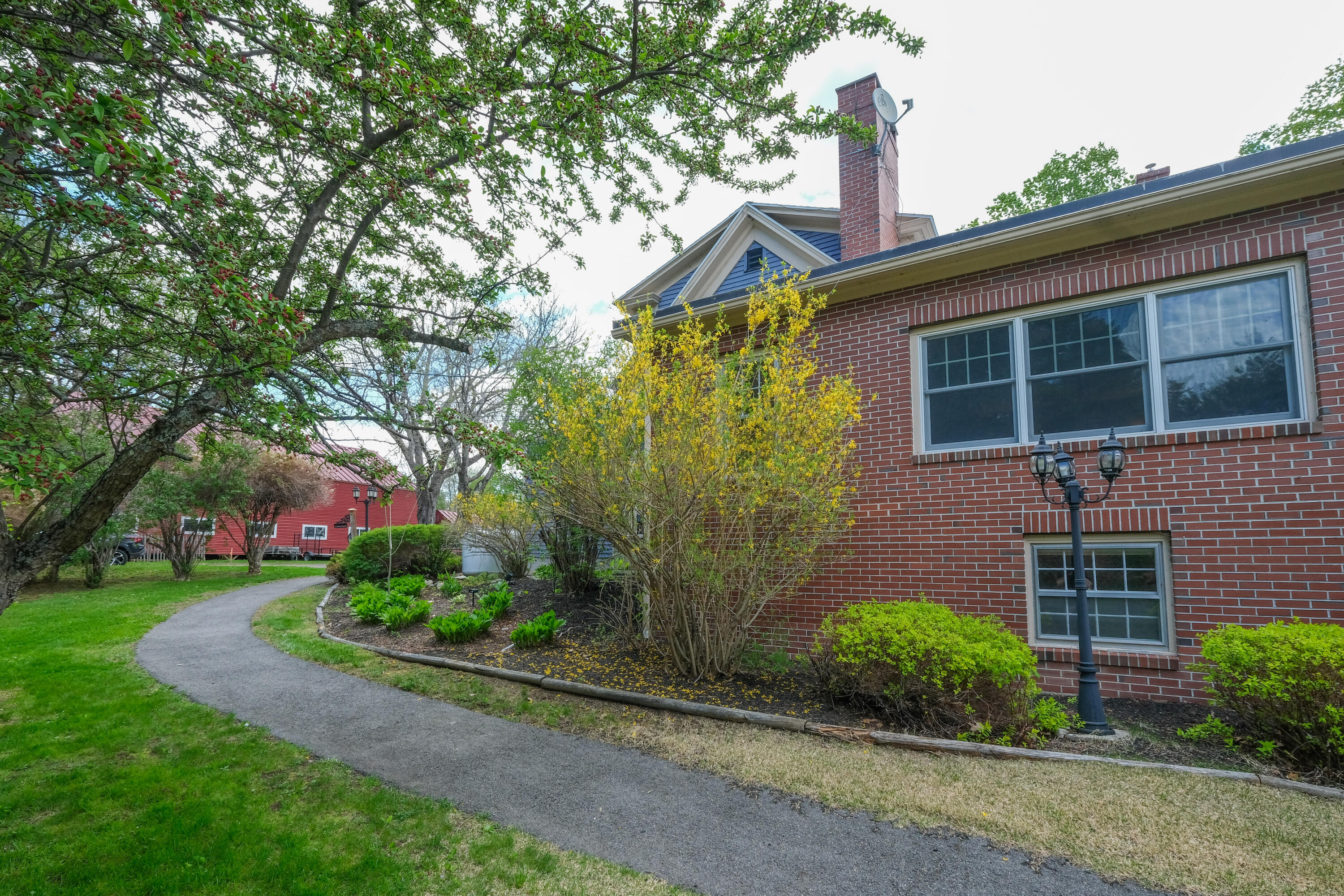 main property photo 95