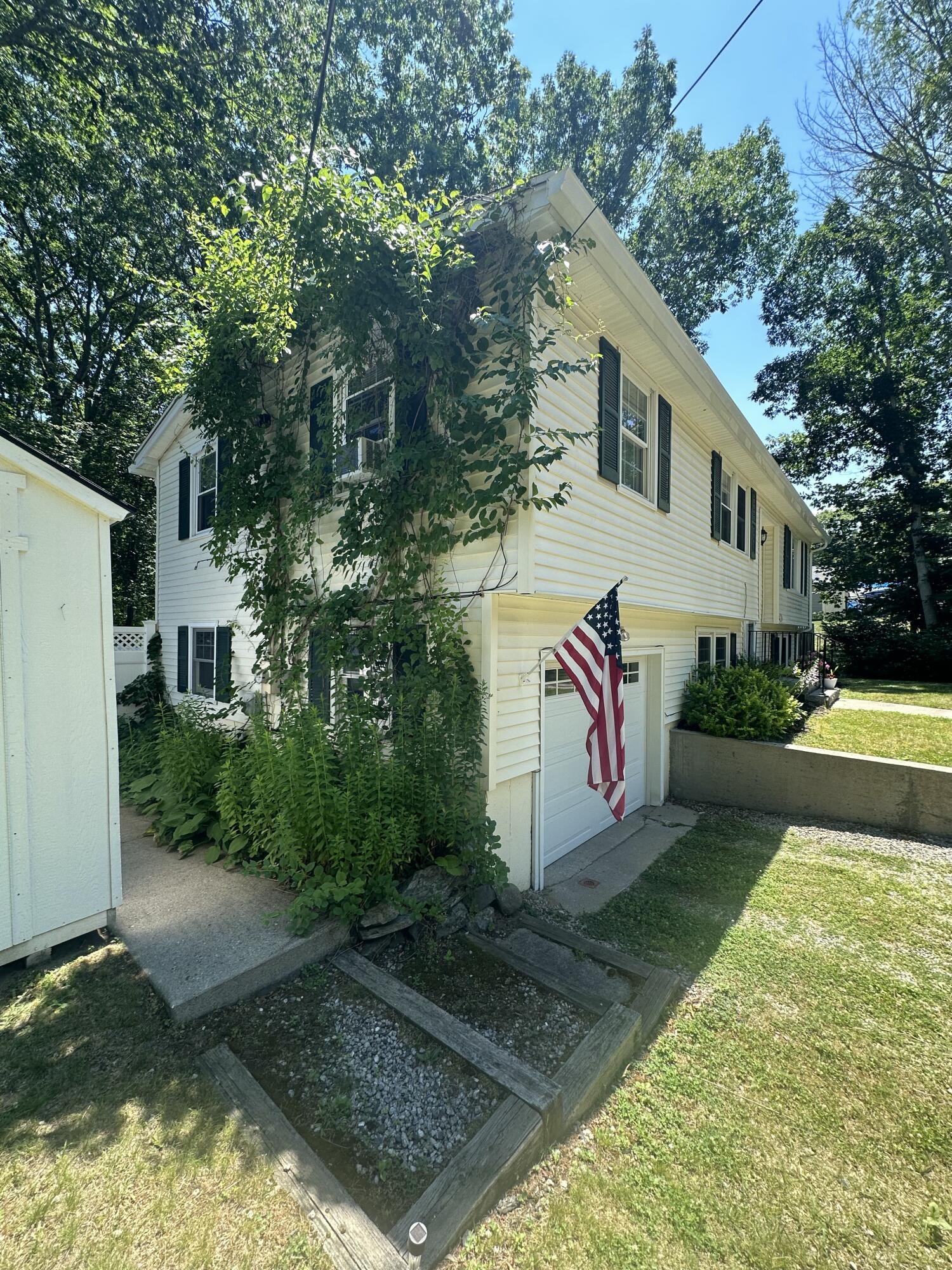 main property photo 56
