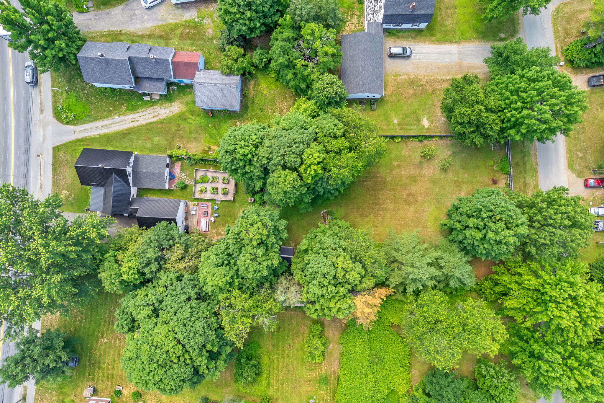 main property photo 81