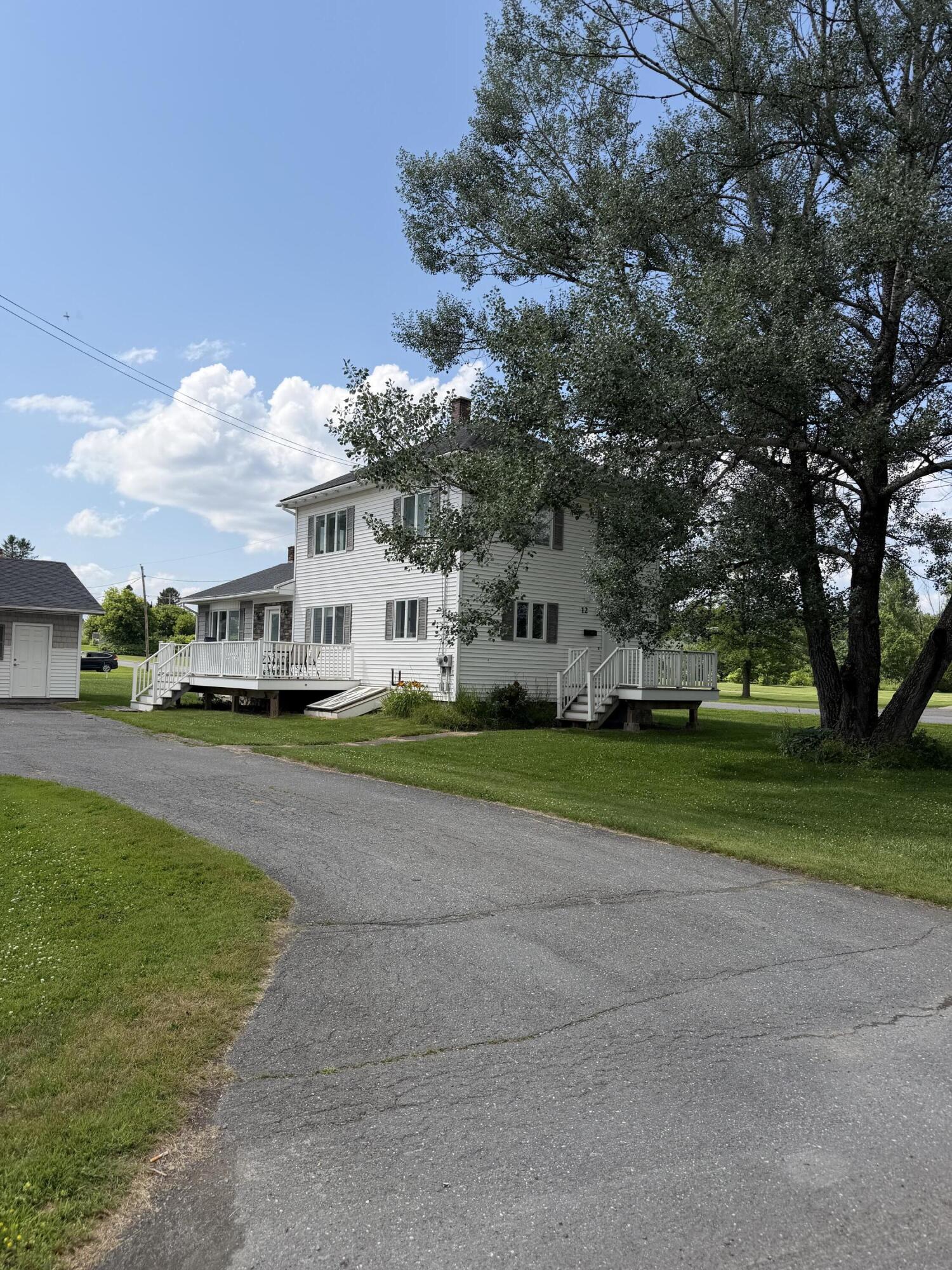 main property photo 40