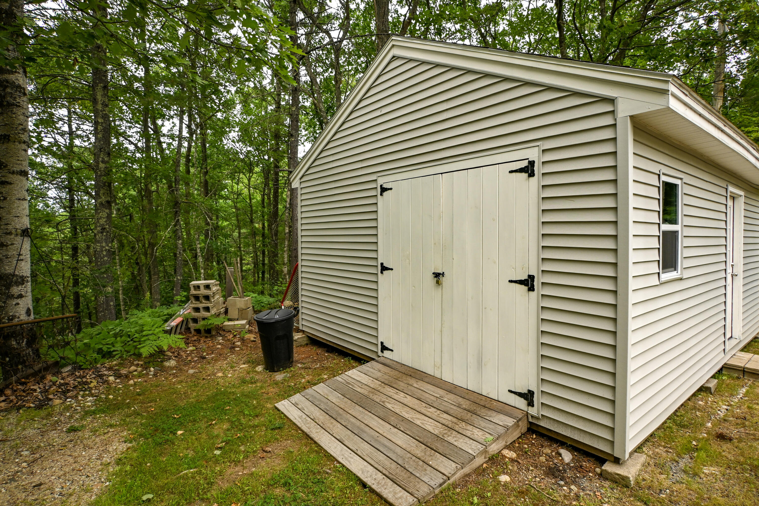 main property photo 5