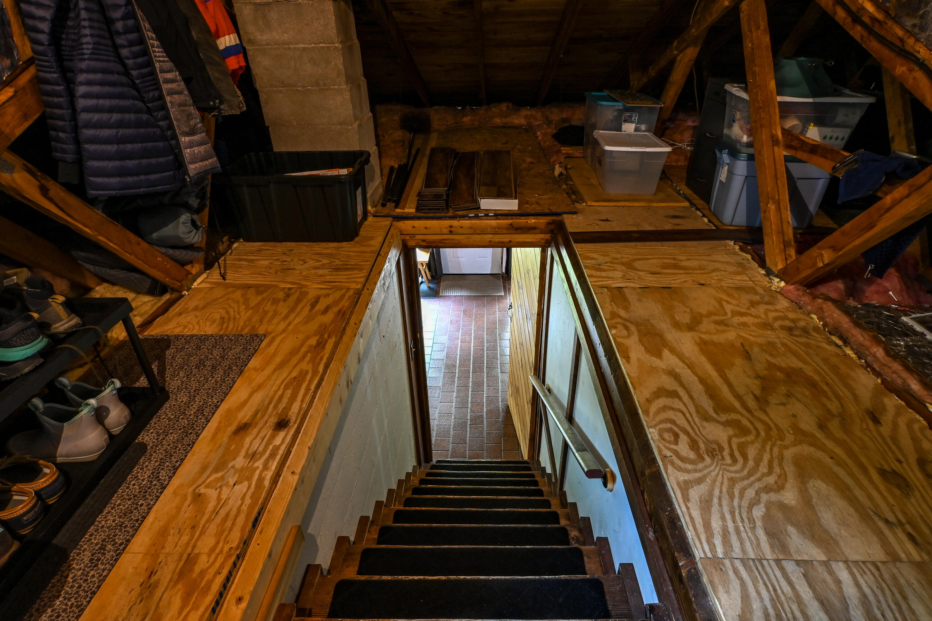 main property photo 50