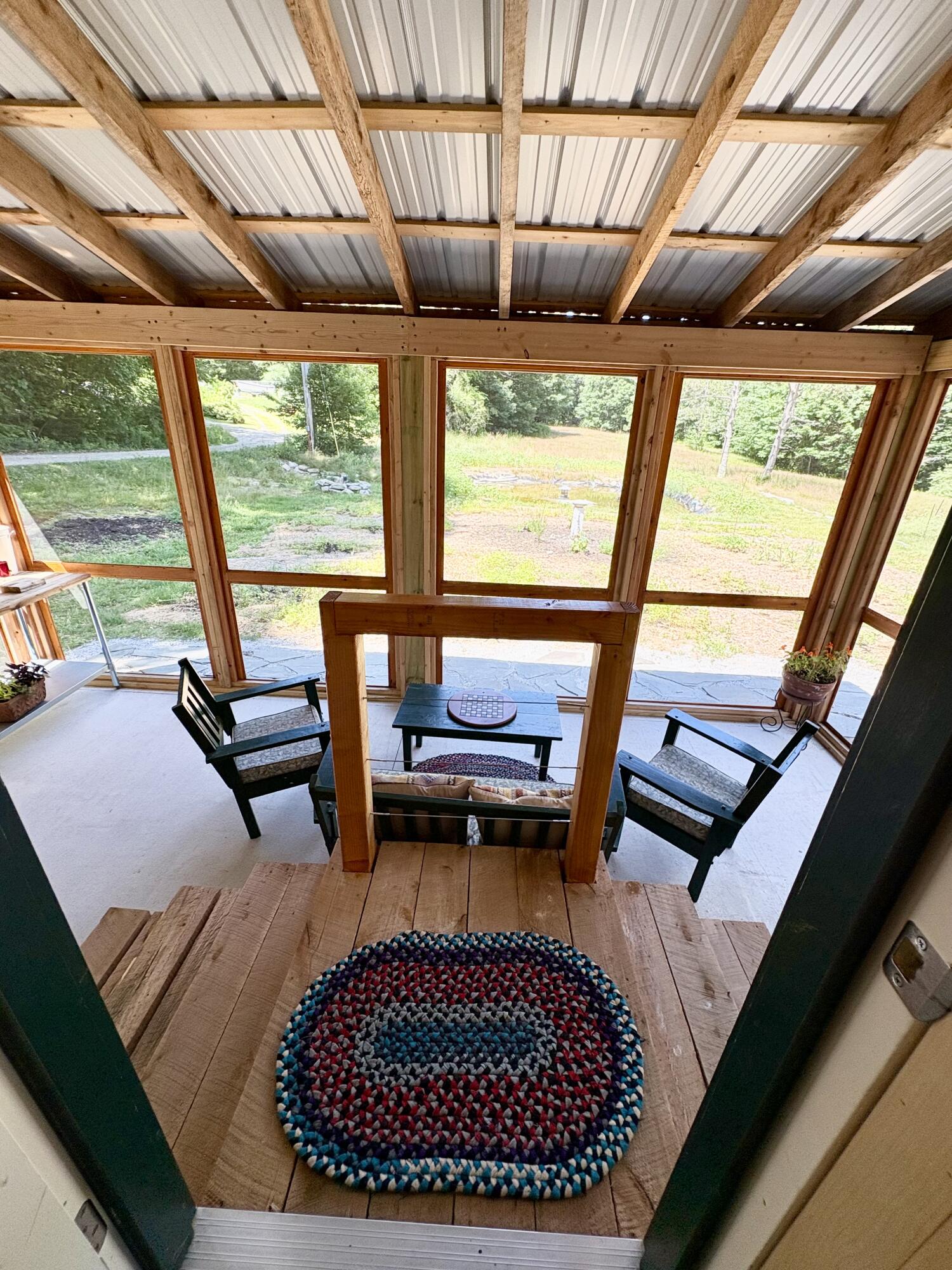 main property photo 28