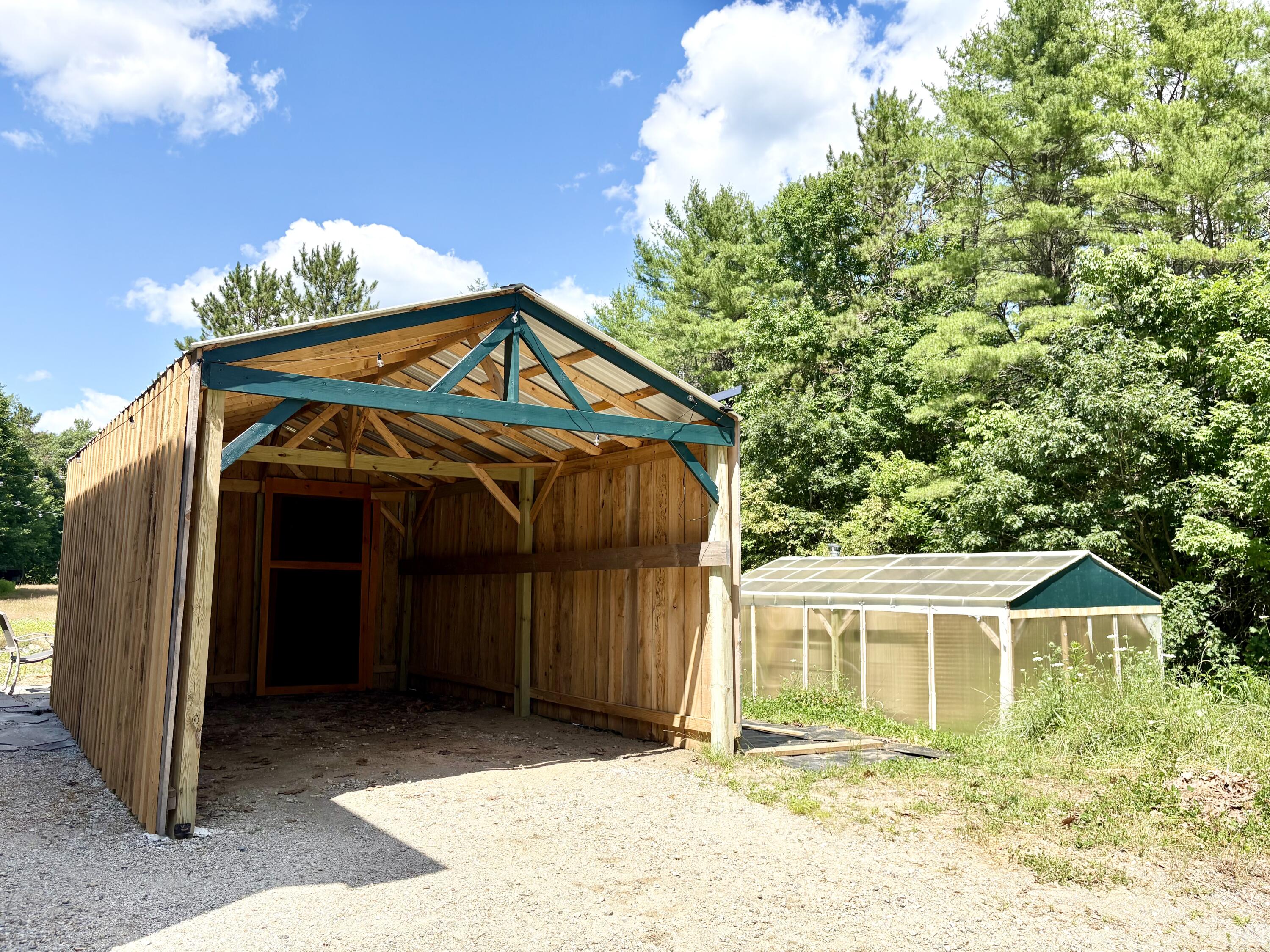 main property photo 49
