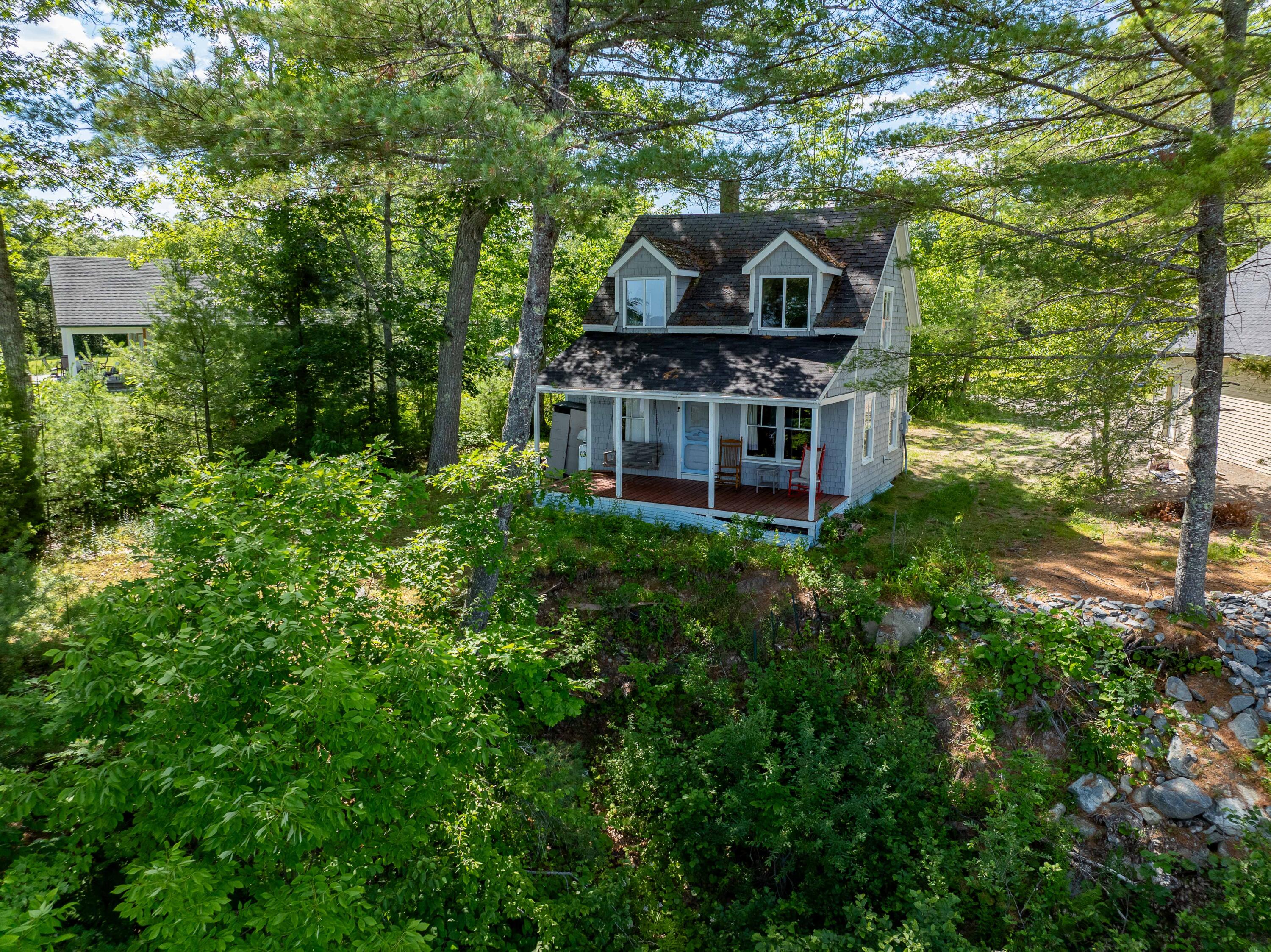 main property photo 22