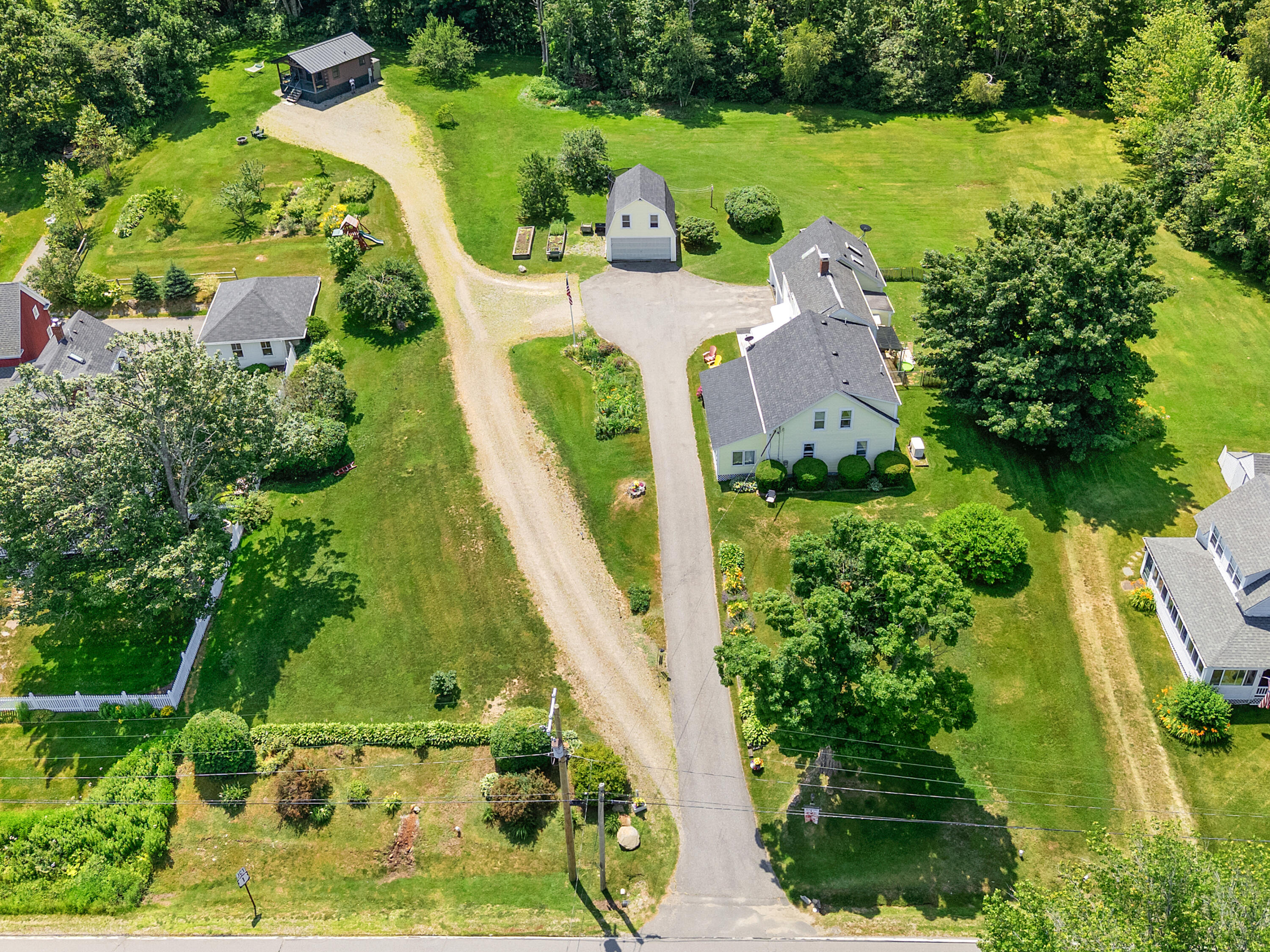 main property photo 44