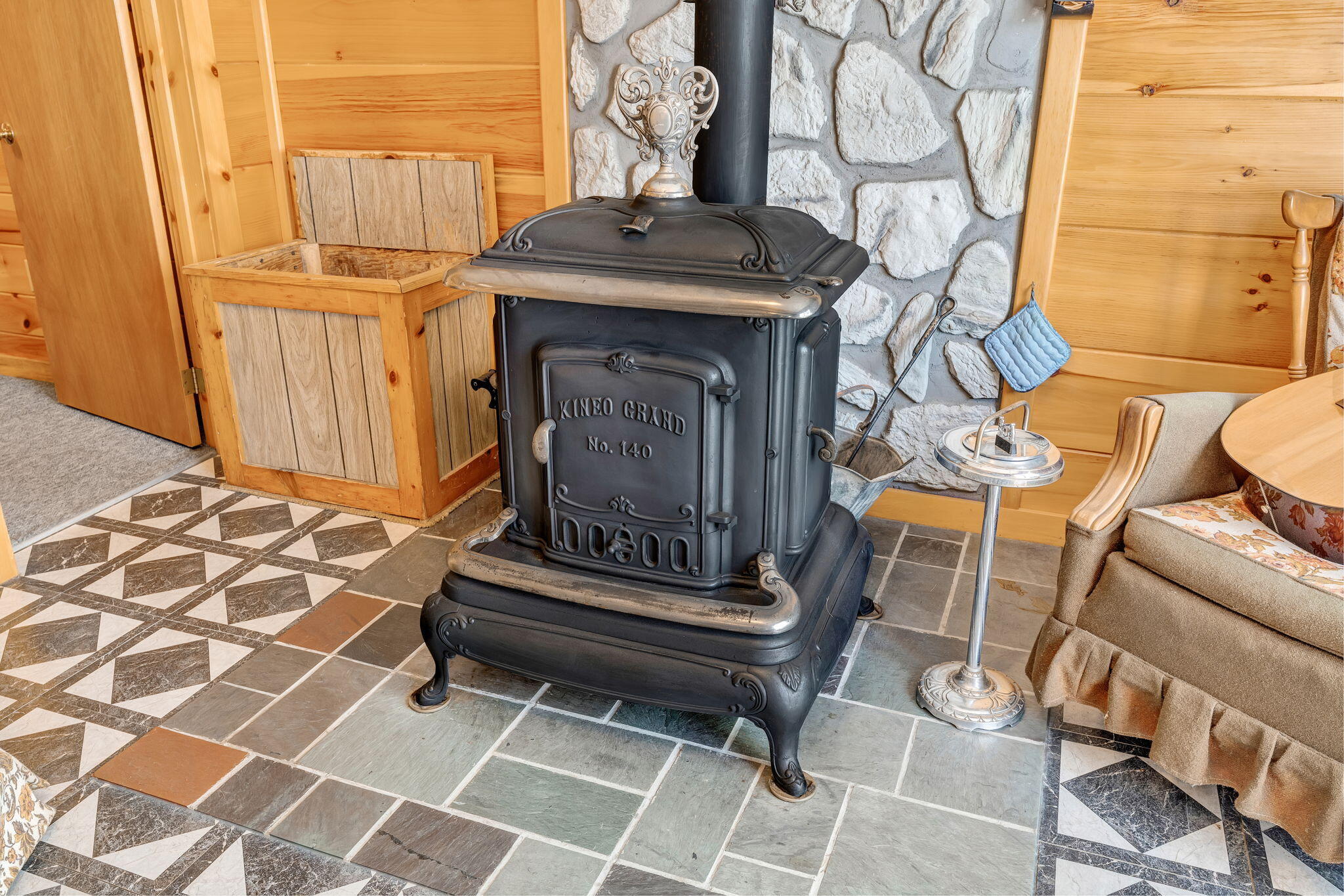 main property photo 22