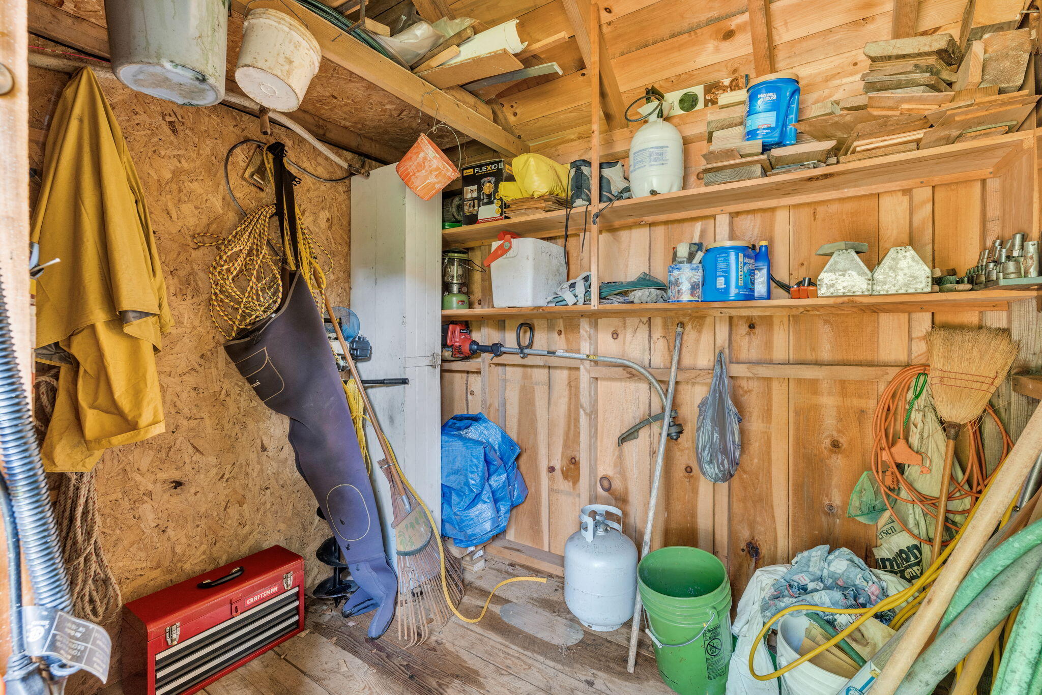 main property photo 49