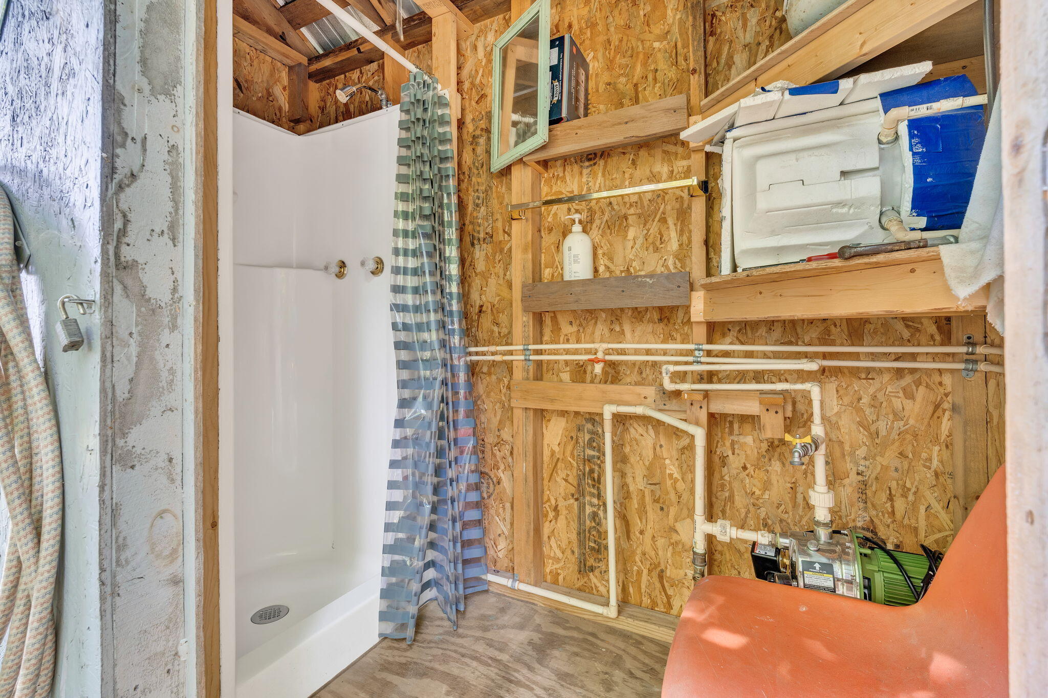 main property photo 50