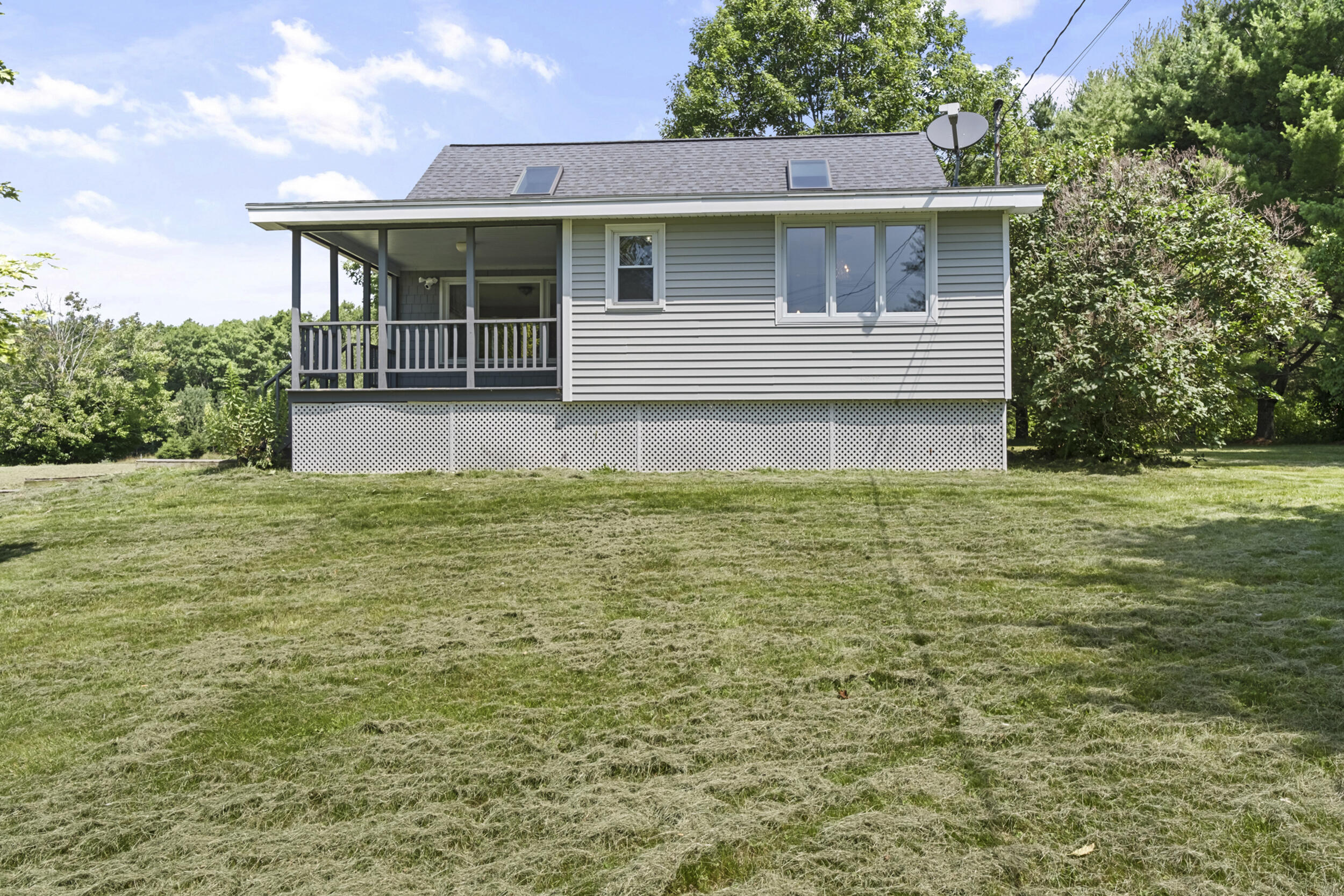main property photo 34