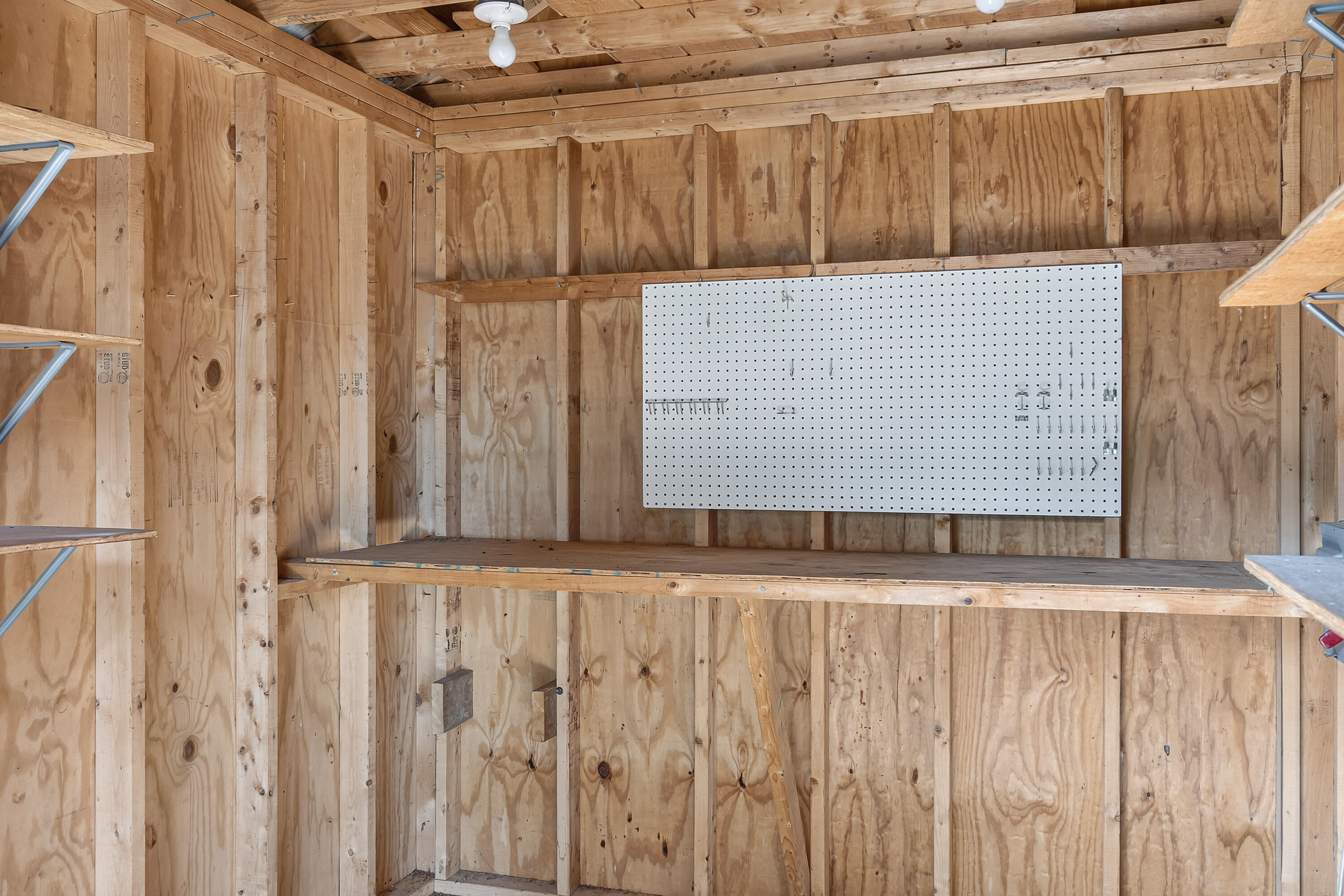 main property photo 37