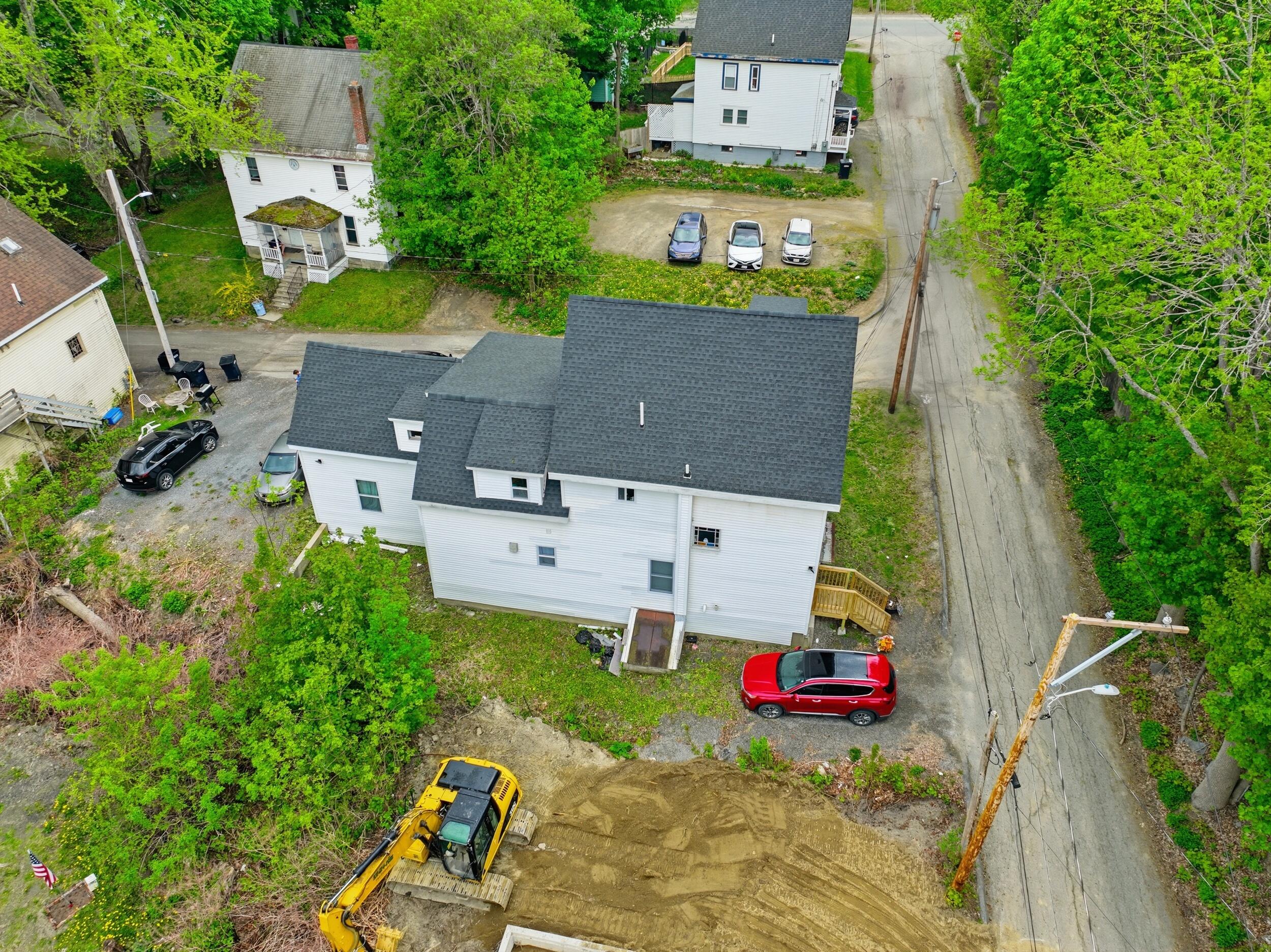 main property photo 33
