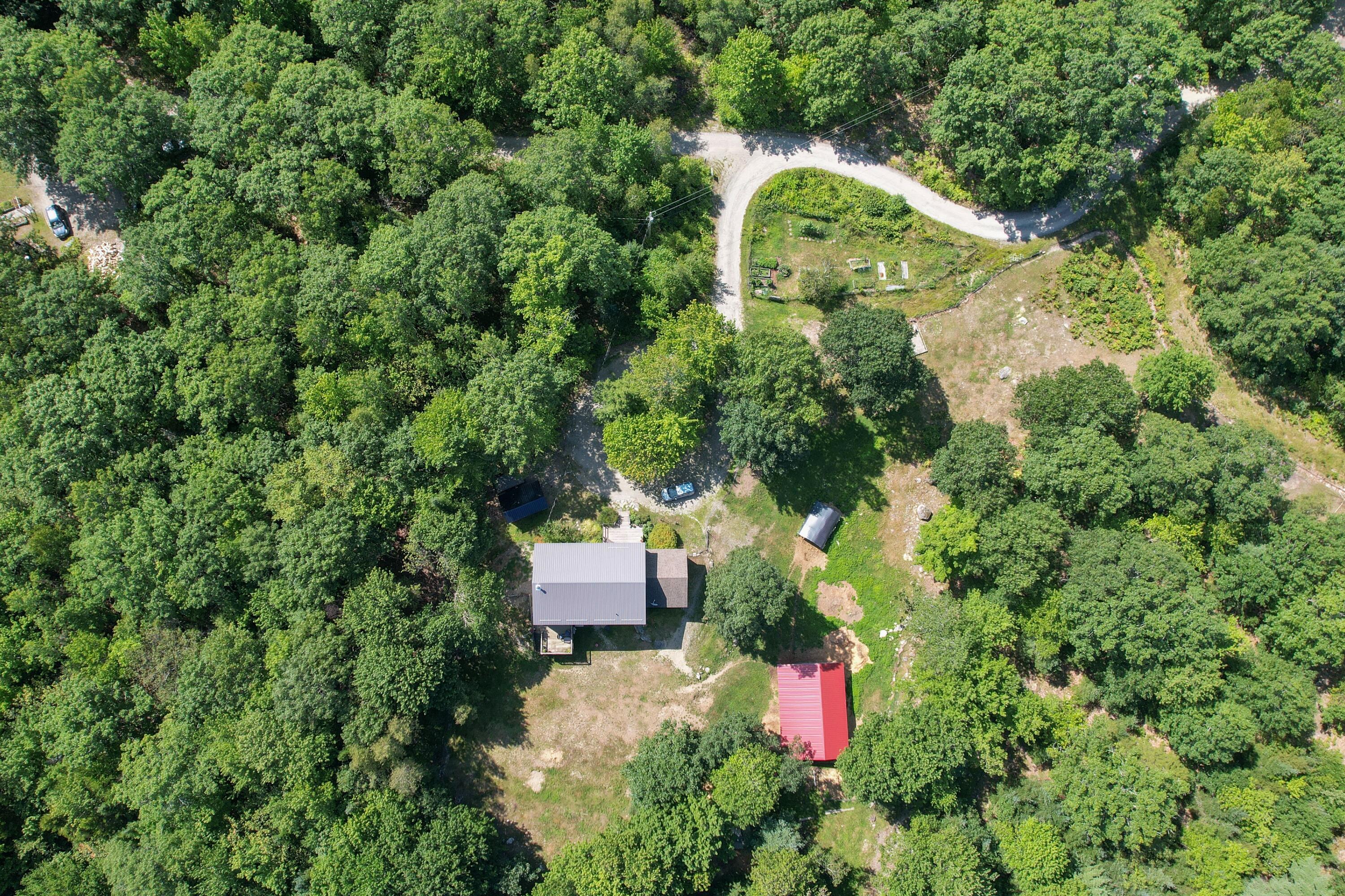 main property photo 41