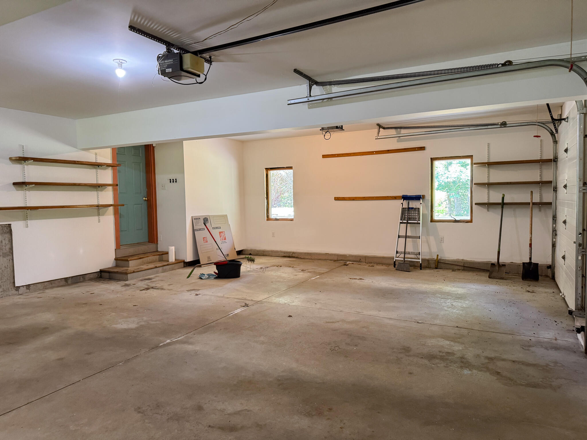 main property photo 43
