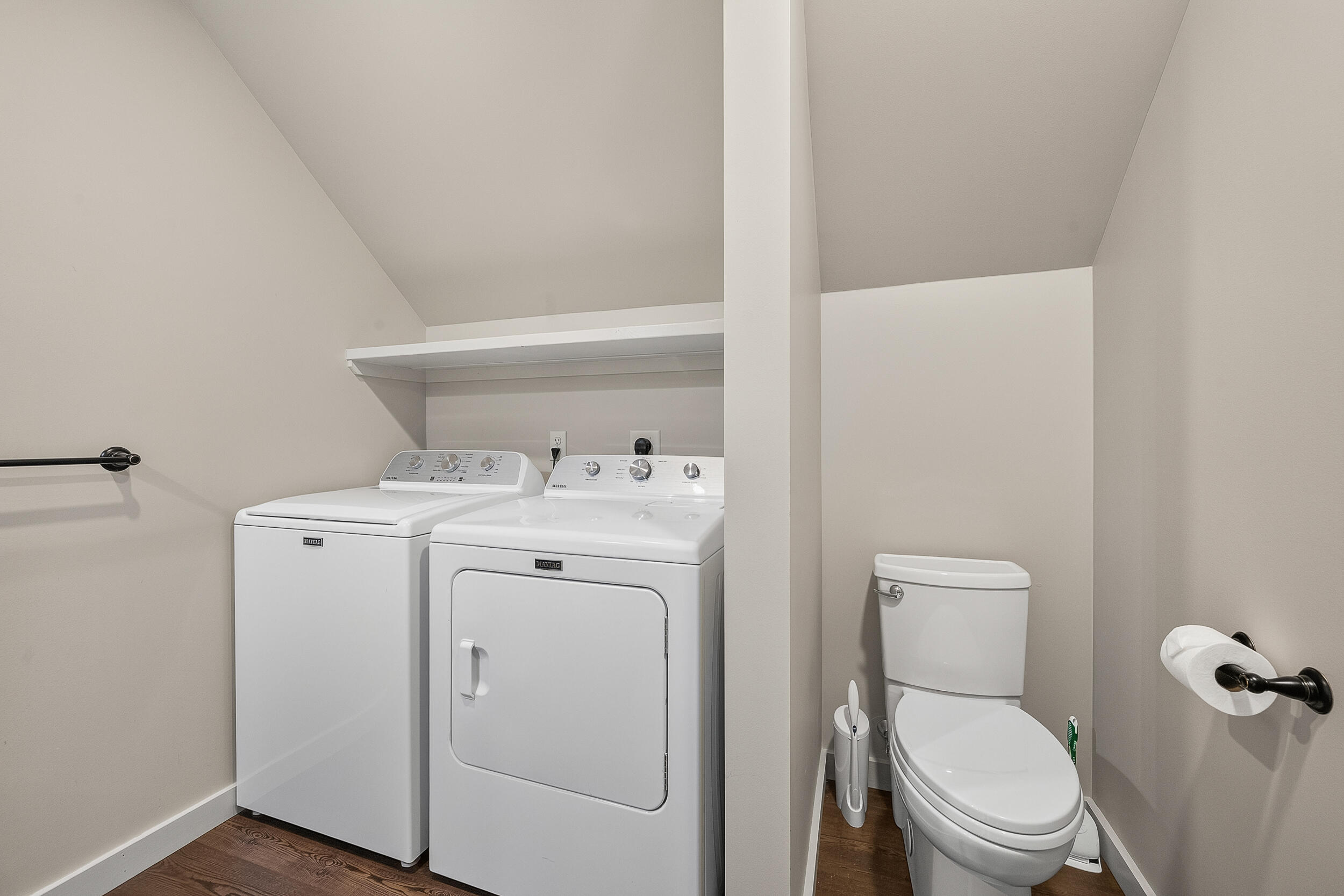 main property photo 66