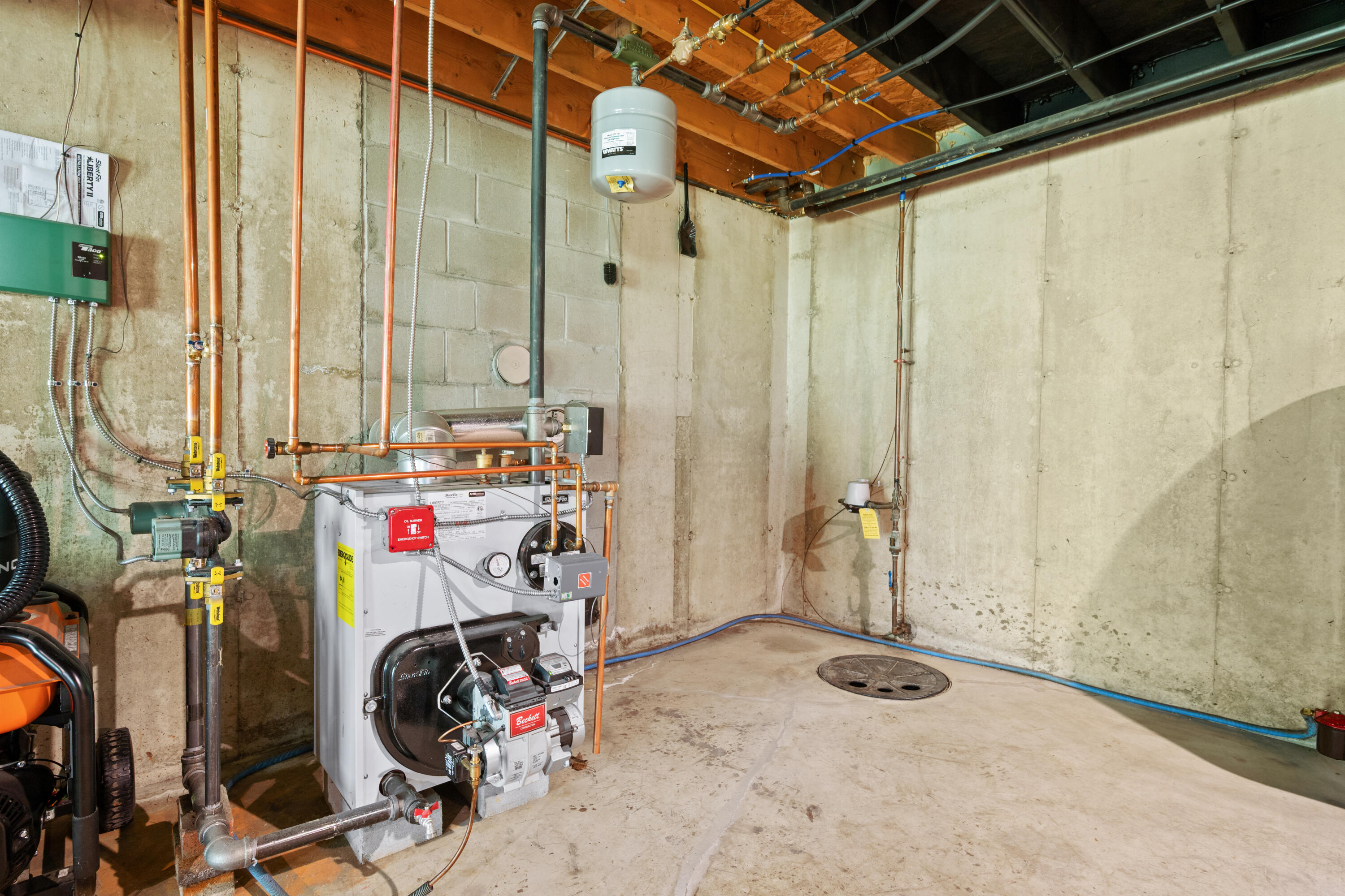 main property photo 47