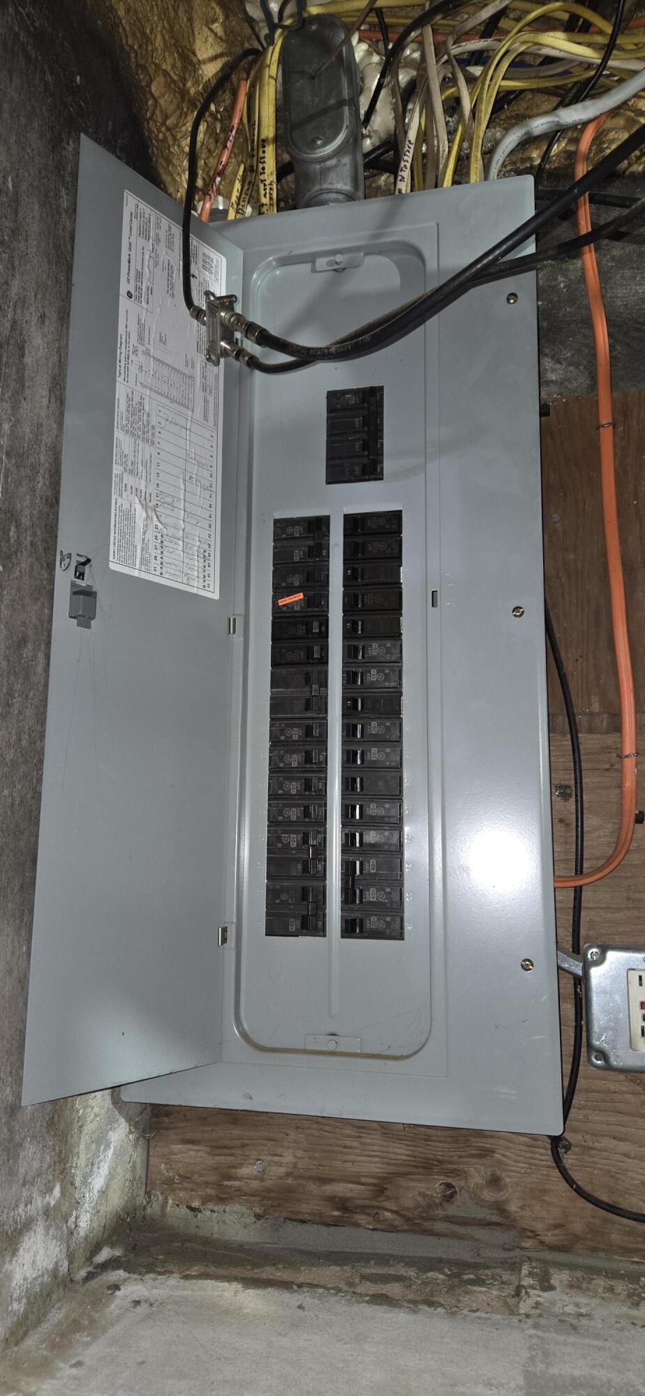 main property photo 36