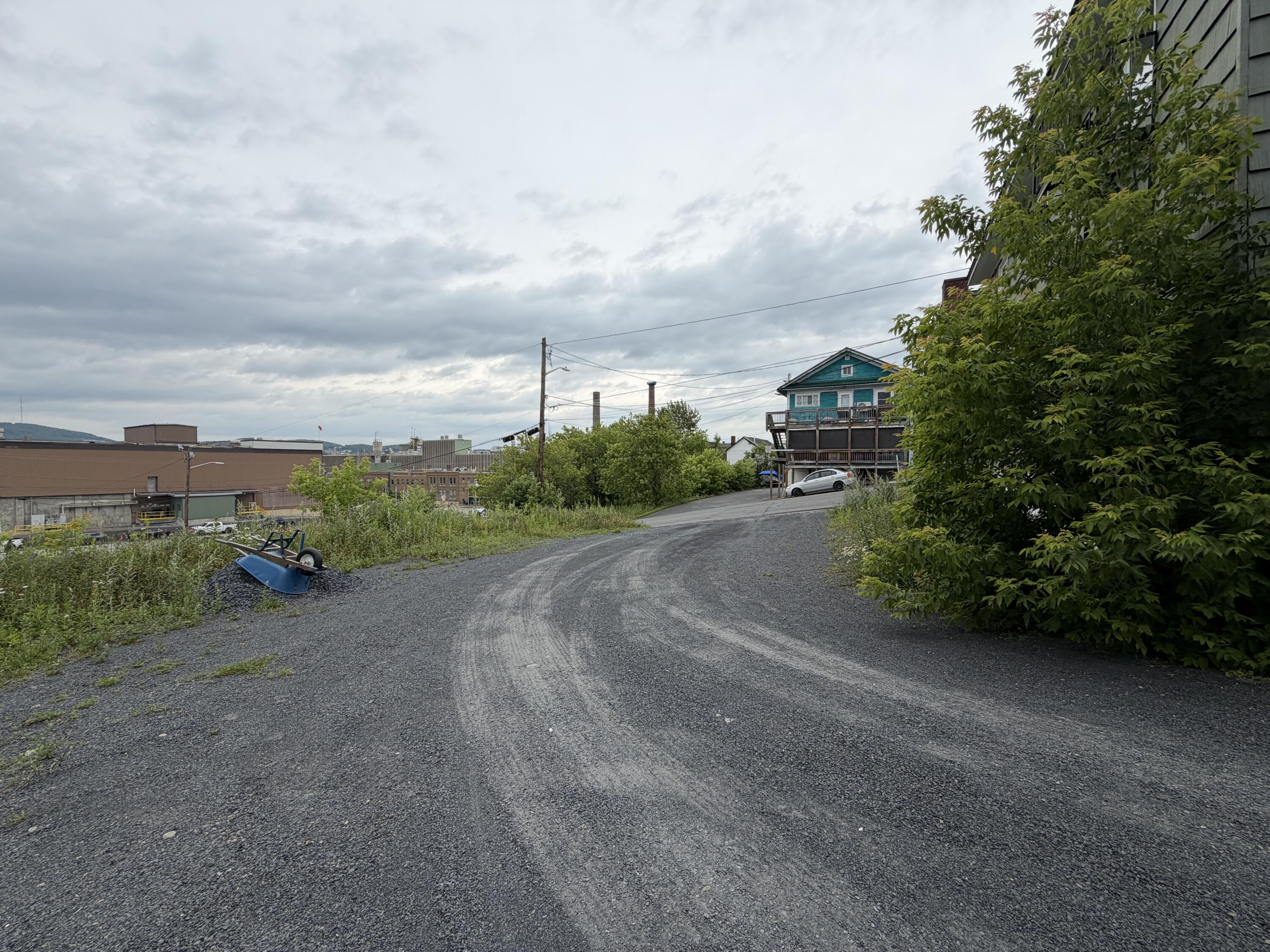 main property photo 15