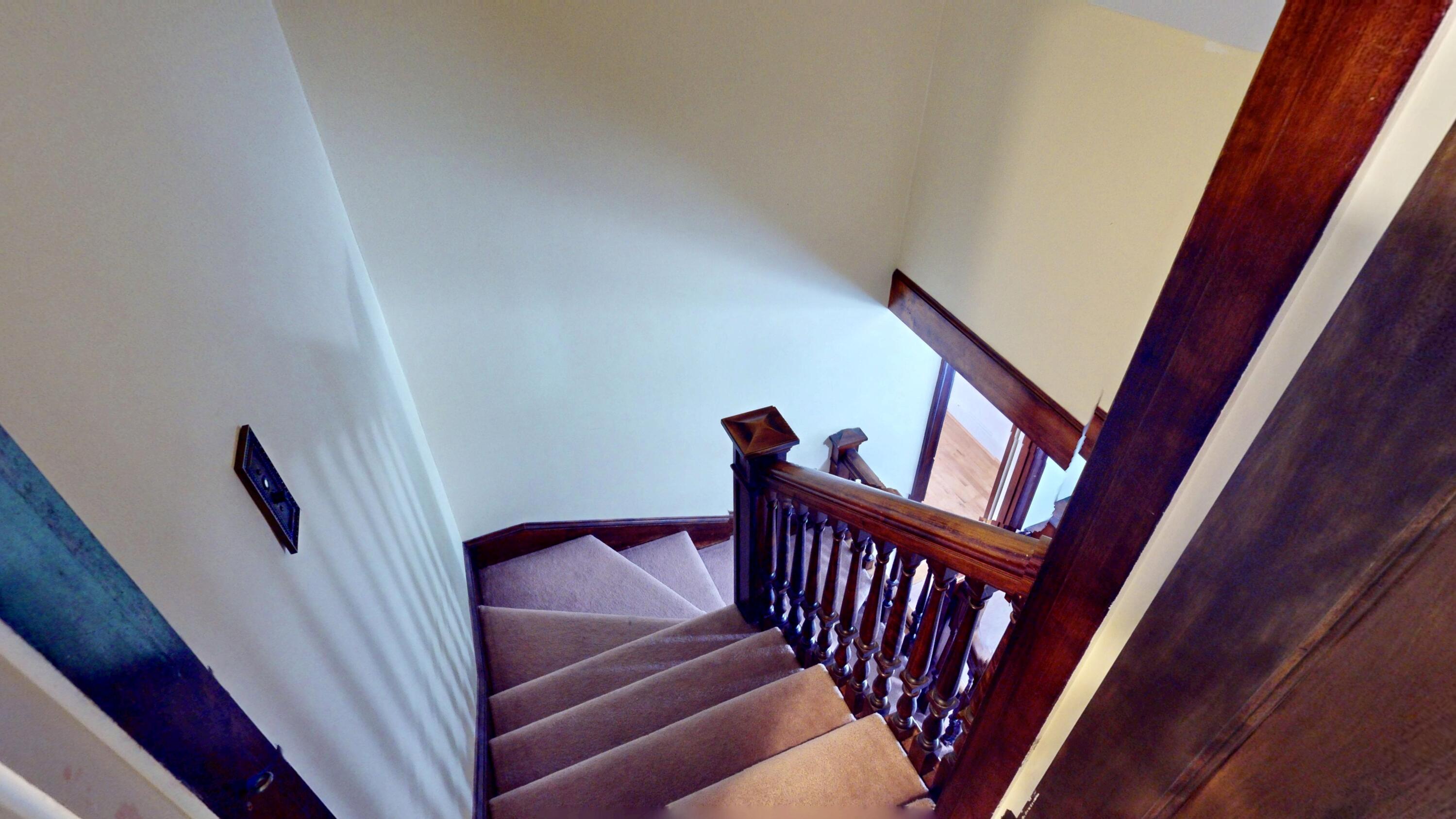 main property photo 94