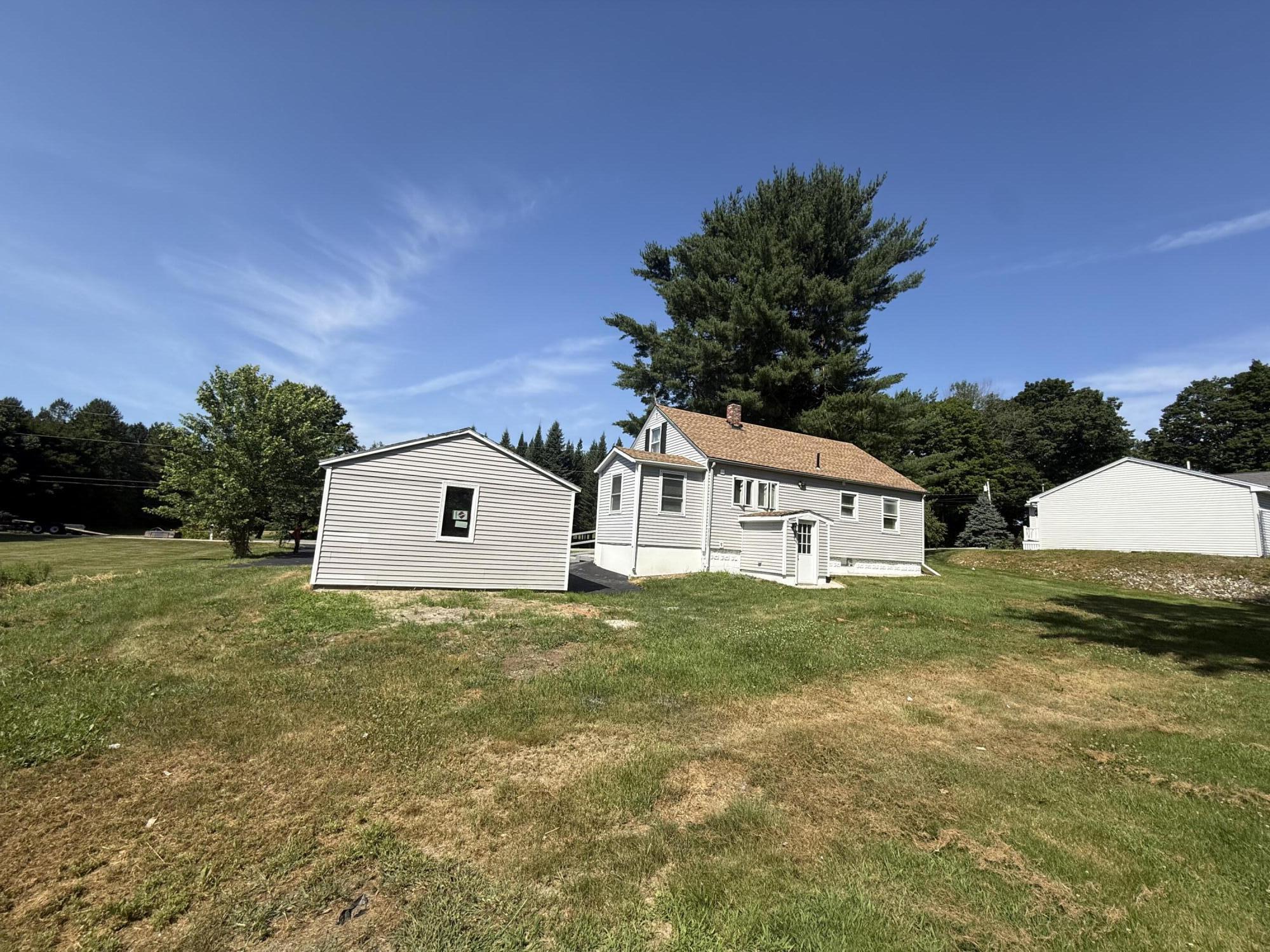 main property photo 12